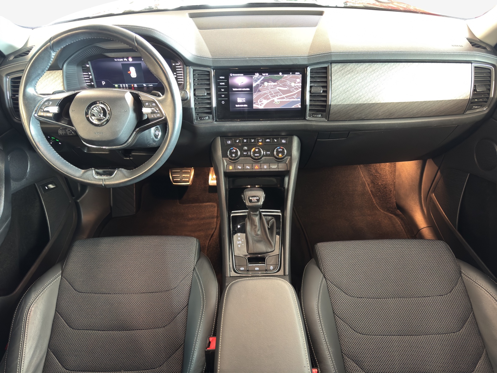 SKODA Kodiaq 2.0 TSI 4x4 Style-image-8