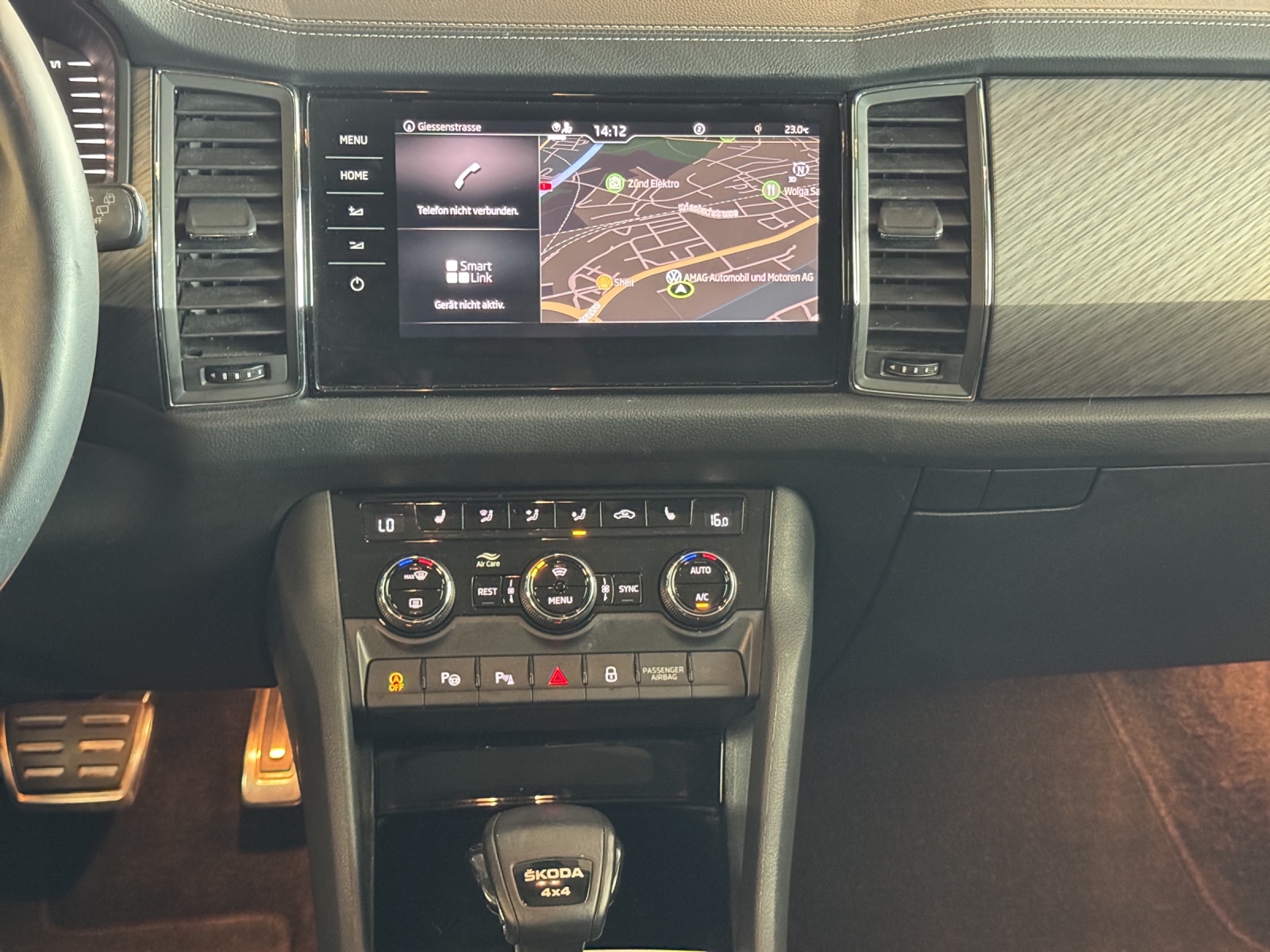 SKODA Kodiaq 2.0 TSI 4x4 Style-image-10