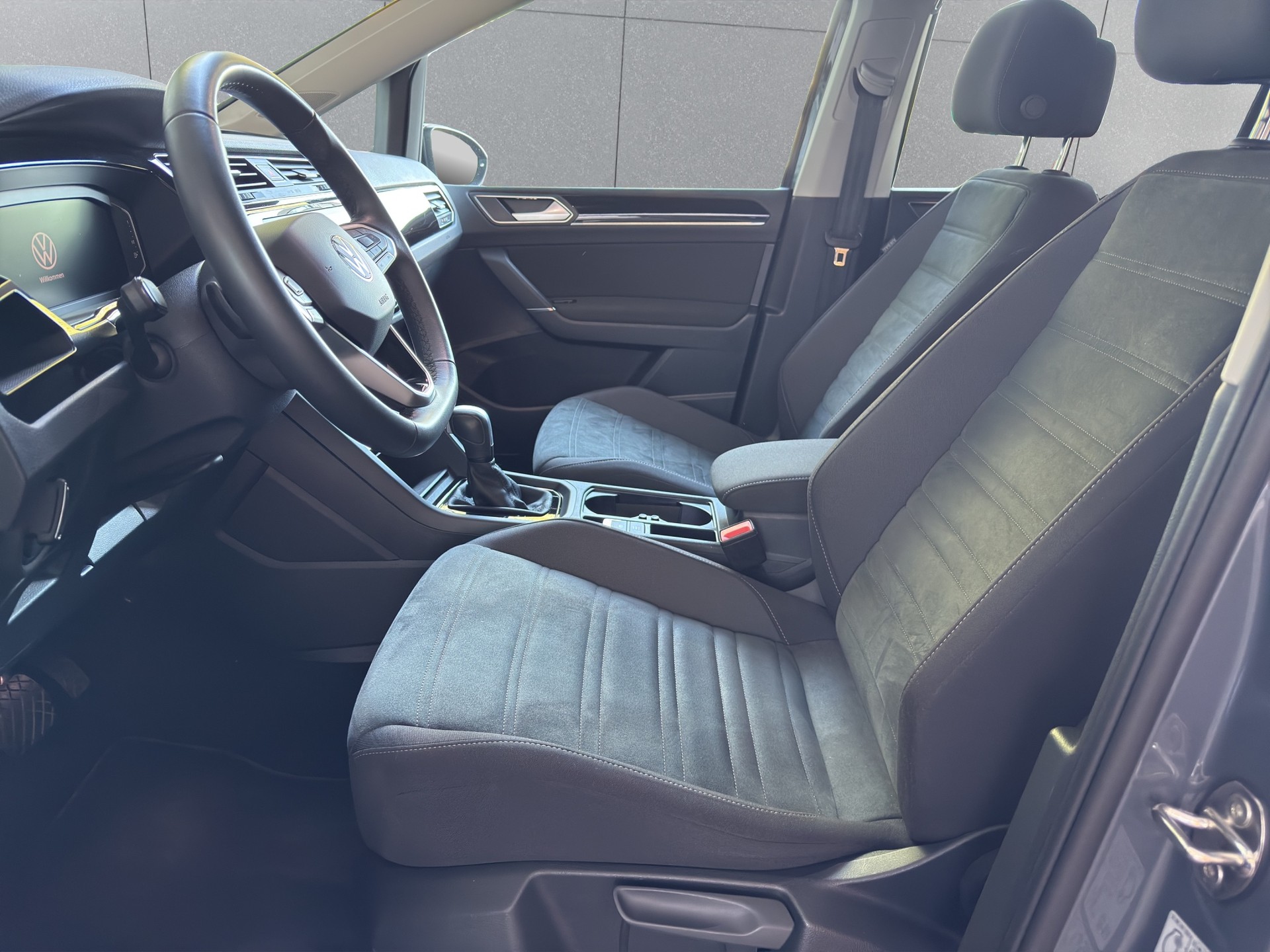 VW Touran 1.5 TSI EVO Highline DSG-image-10