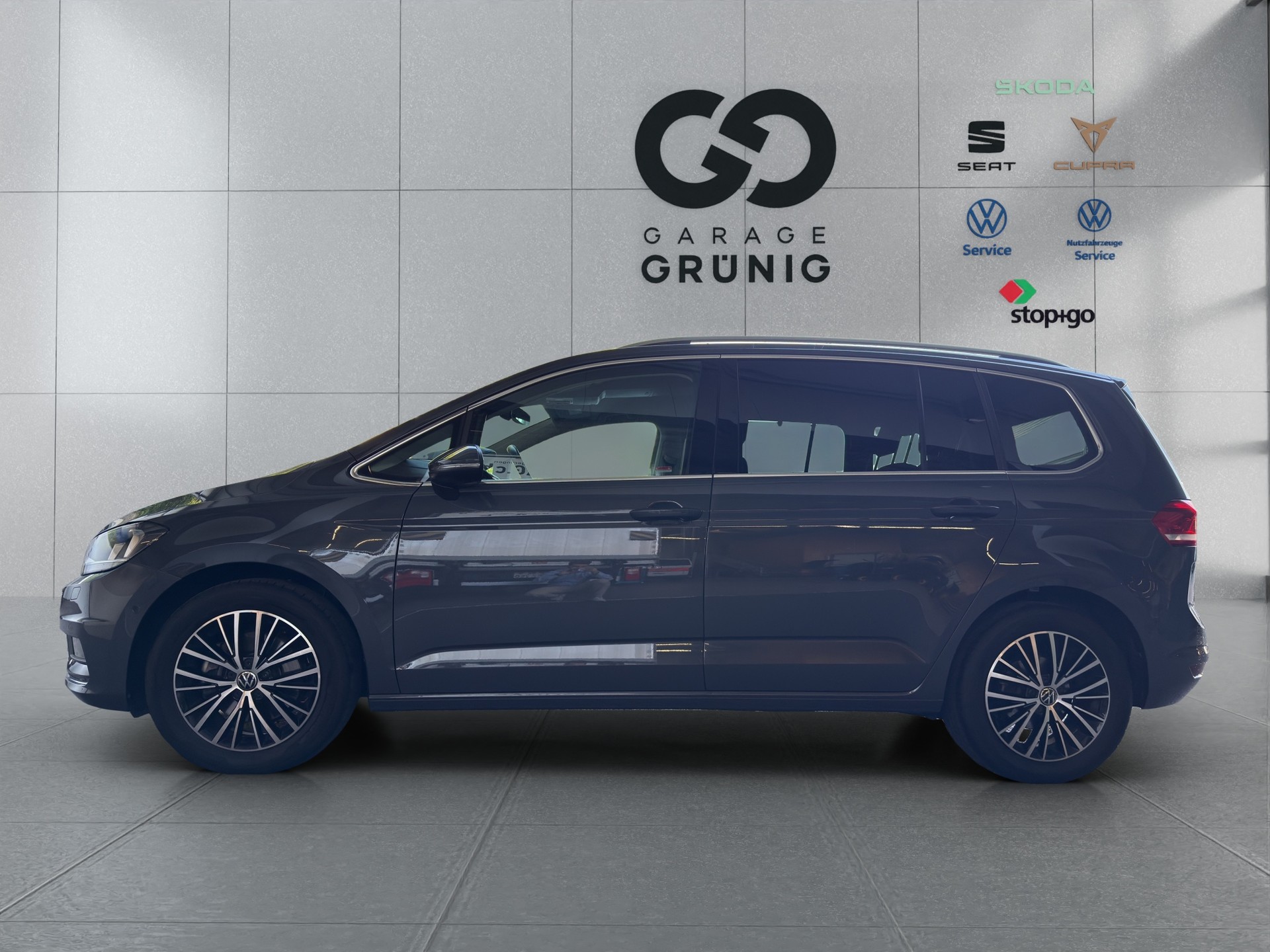 VW Touran 1.5 TSI EVO Highline DSG-image-2