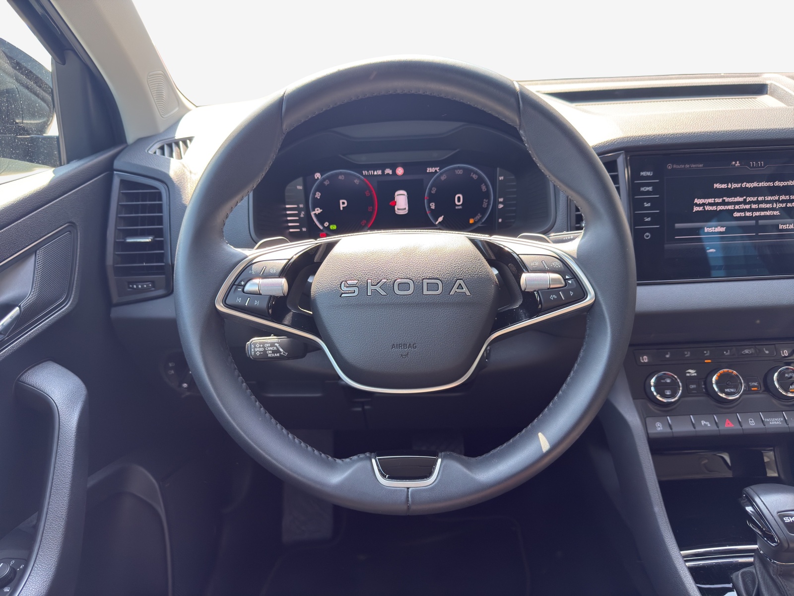 SKODA Karoq 2.0 TDI CR Selection 4x4 DSG-image-9