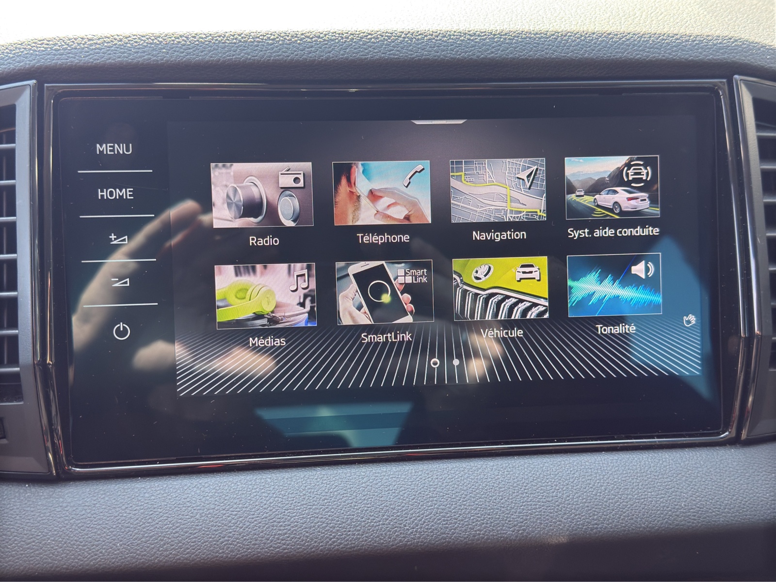 SKODA Karoq 2.0 TDI CR Selection 4x4 DSG-image-15