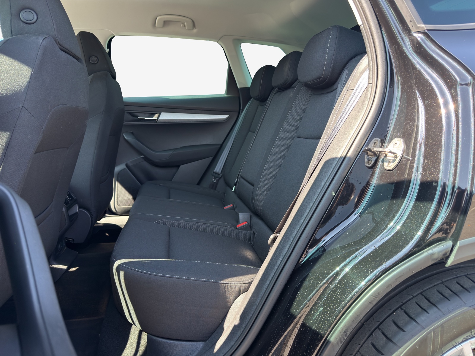 SKODA Karoq 2.0 TDI CR Selection 4x4 DSG-image-11