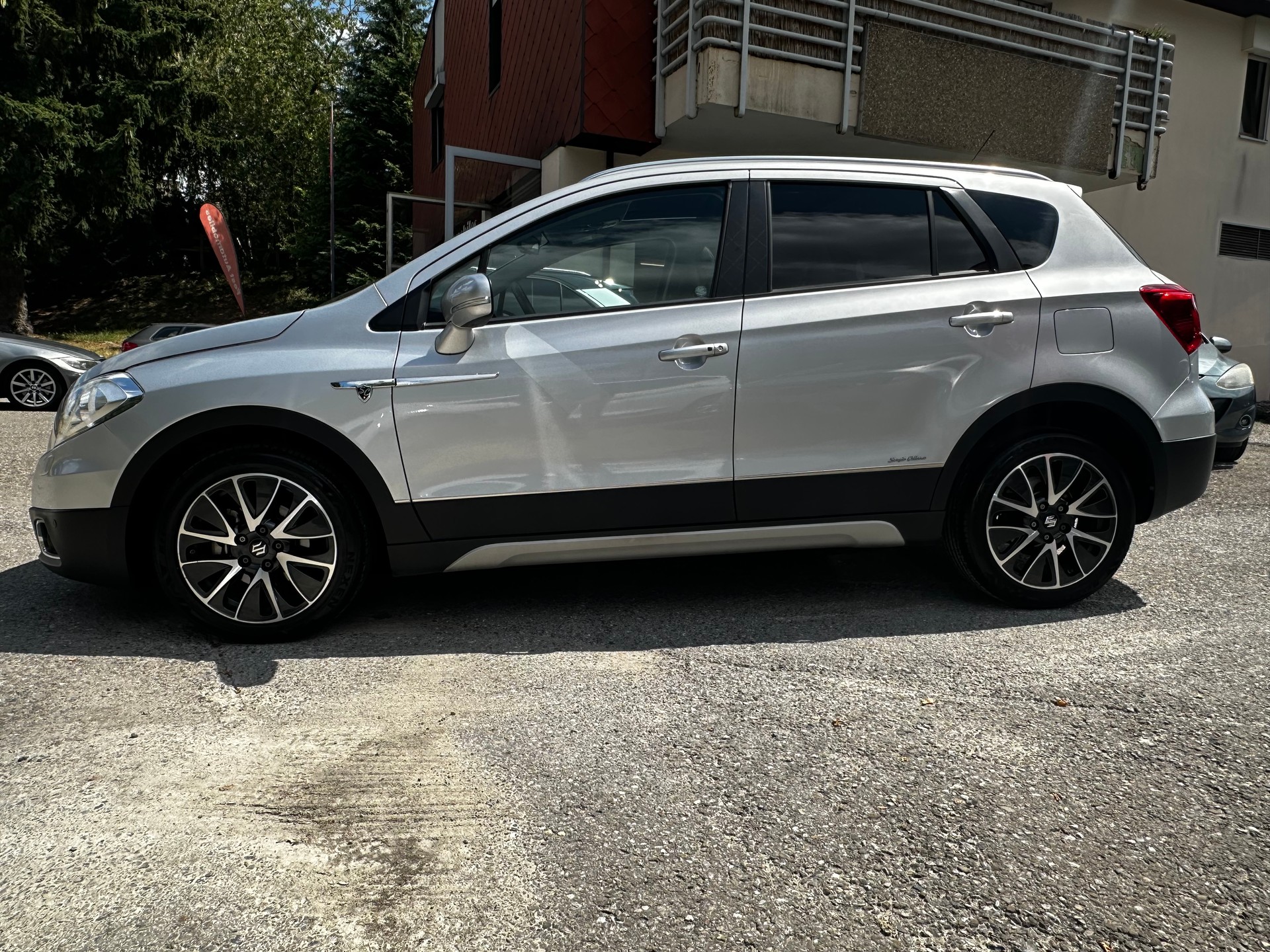 SUZUKI SX4 S-Cross 1.6 16V Sergio Cellano Top 4WD CVT7-image-2