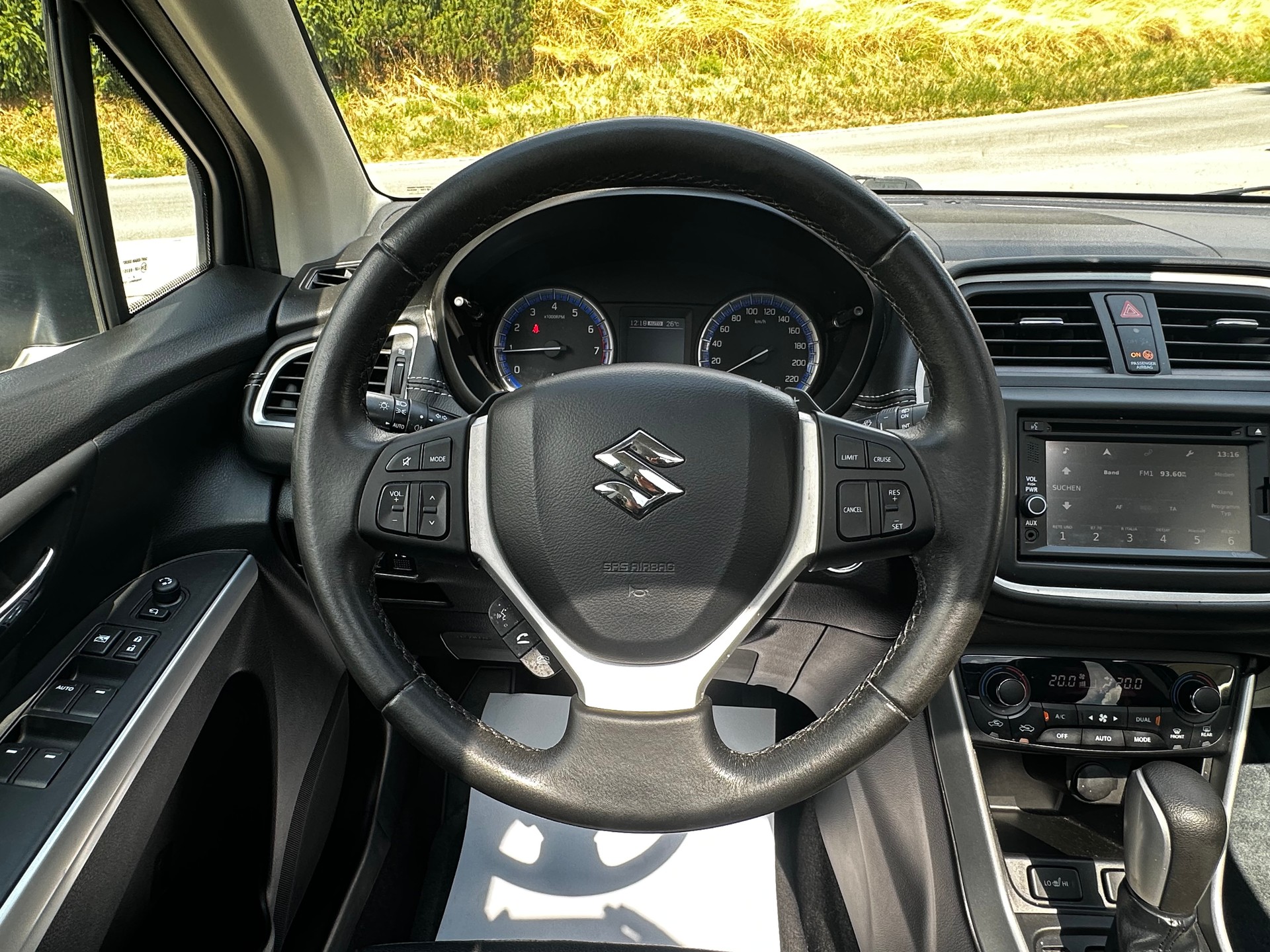 SUZUKI SX4 S-Cross 1.6 16V Sergio Cellano Top 4WD CVT7-image-5