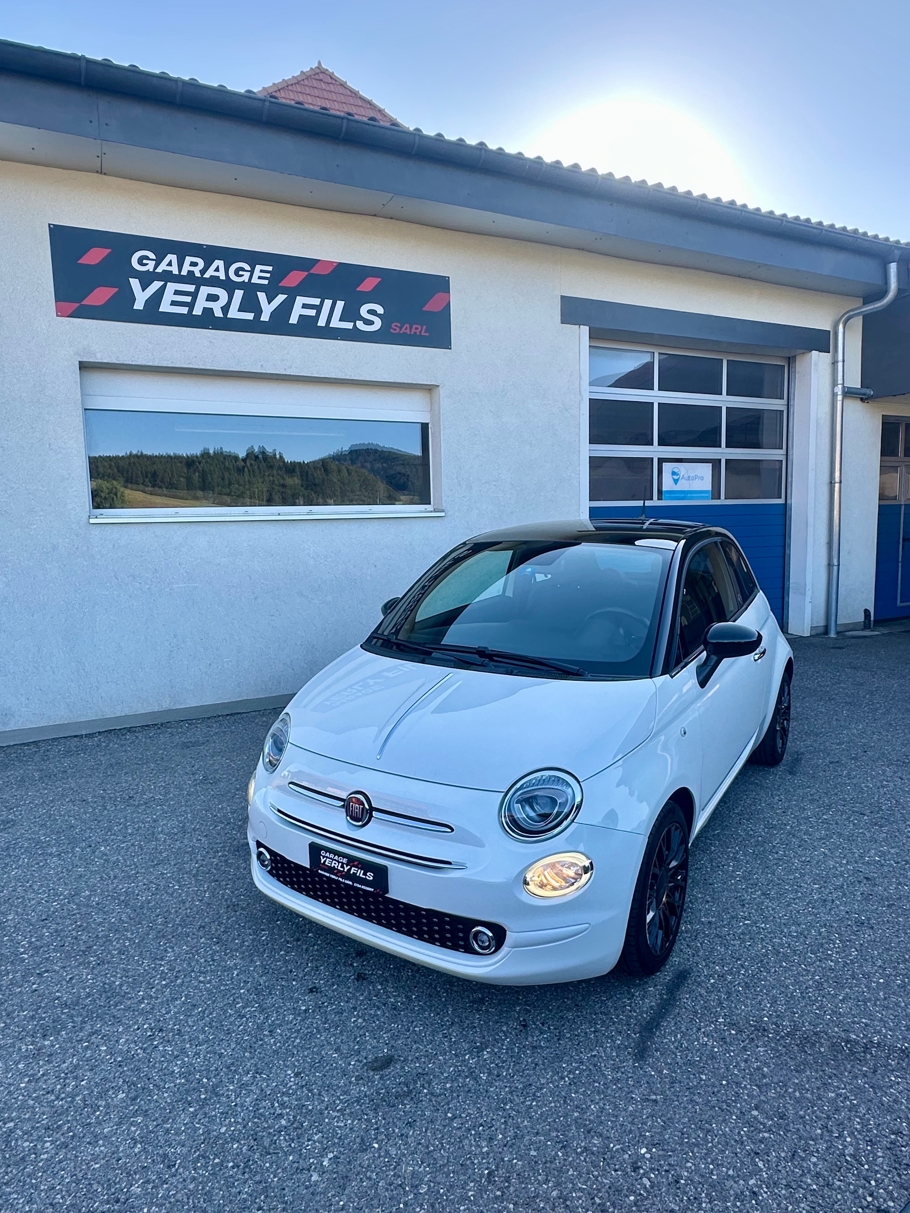 Car photo