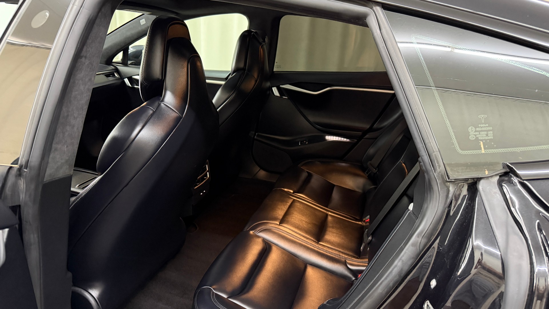 TESLA Model S 100 D Performance-image-11
