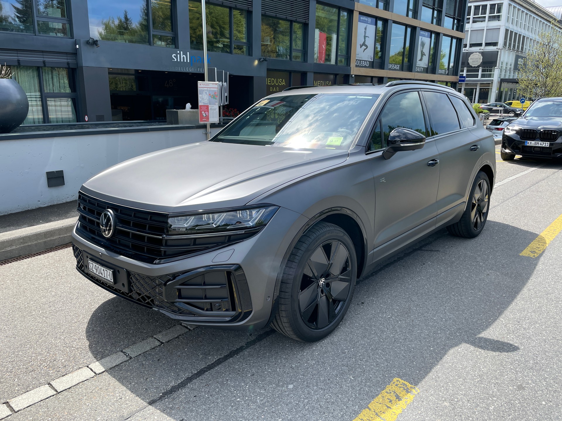 VW Touareg 3.0 TDI R-Line Final Edition Tiptronic-image-0