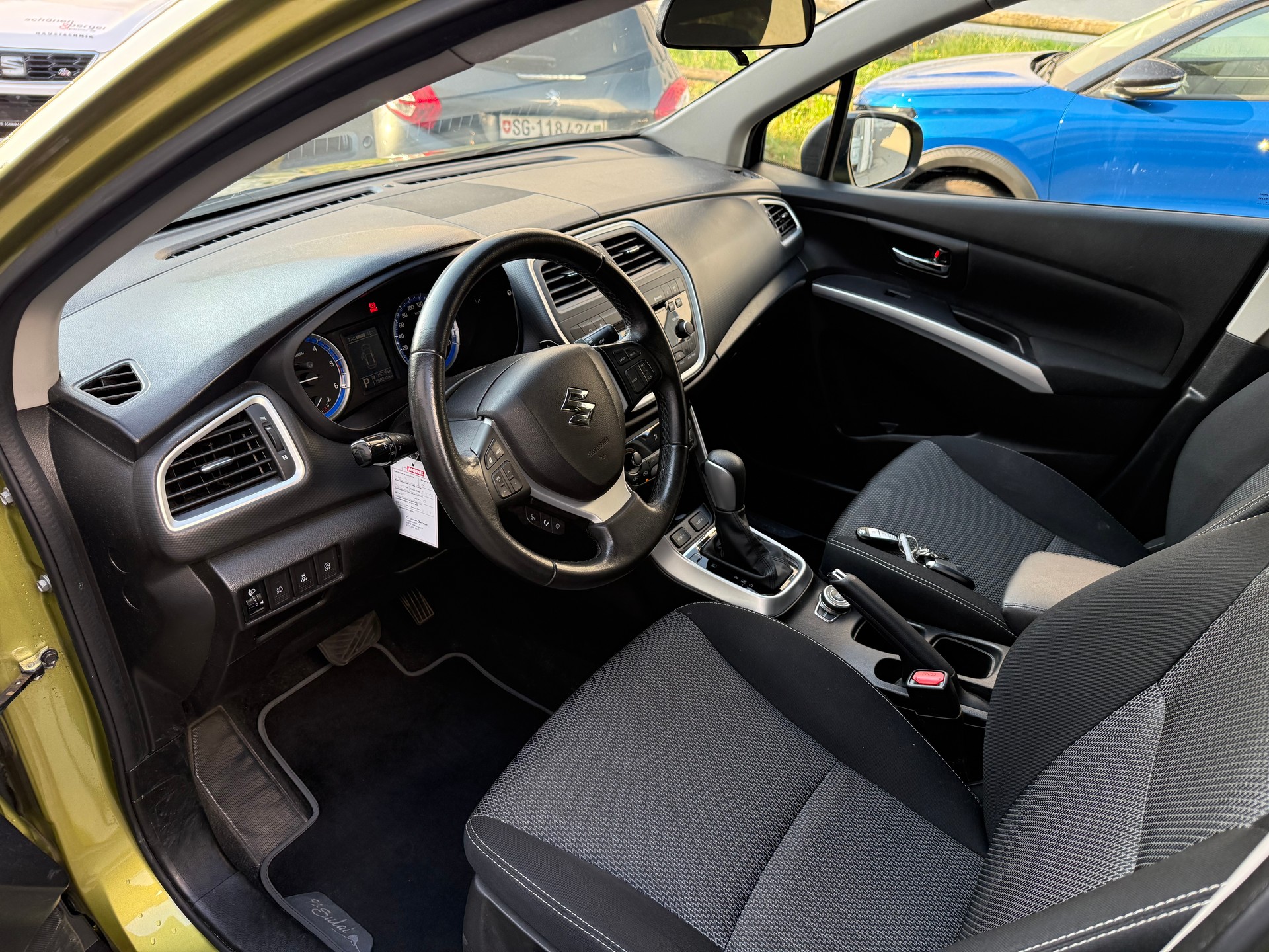 SUZUKI SX4 S-Cross 1.6 TD PizSulai 4WD TCSS-image-8