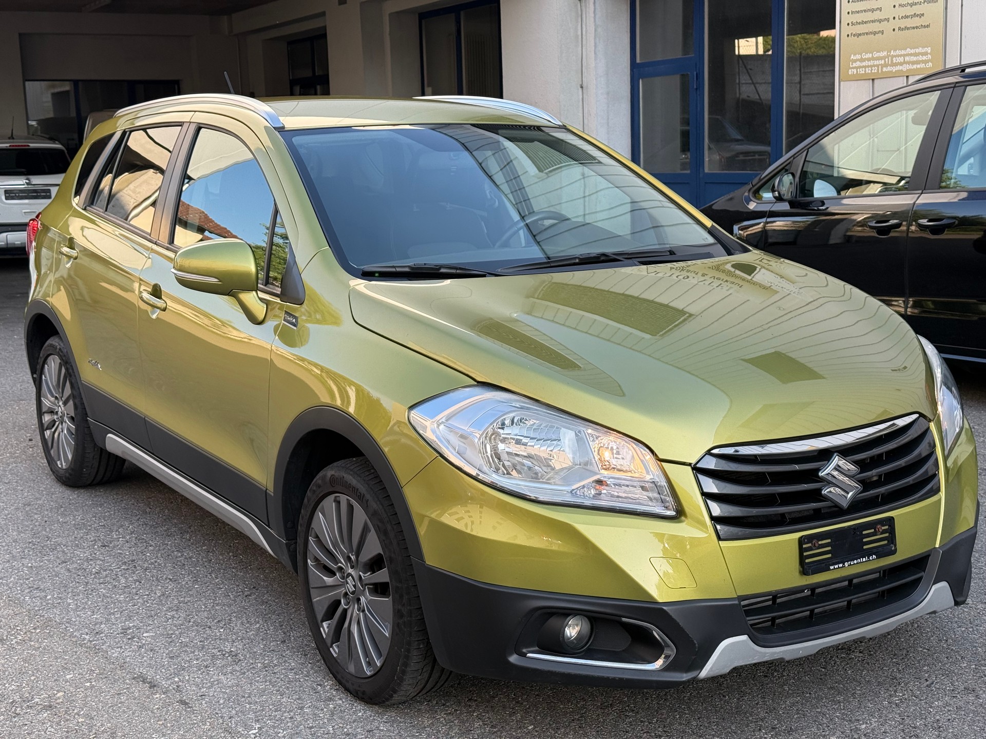 SUZUKI SX4 S-Cross 1.6 TD PizSulai 4WD TCSS-image-2