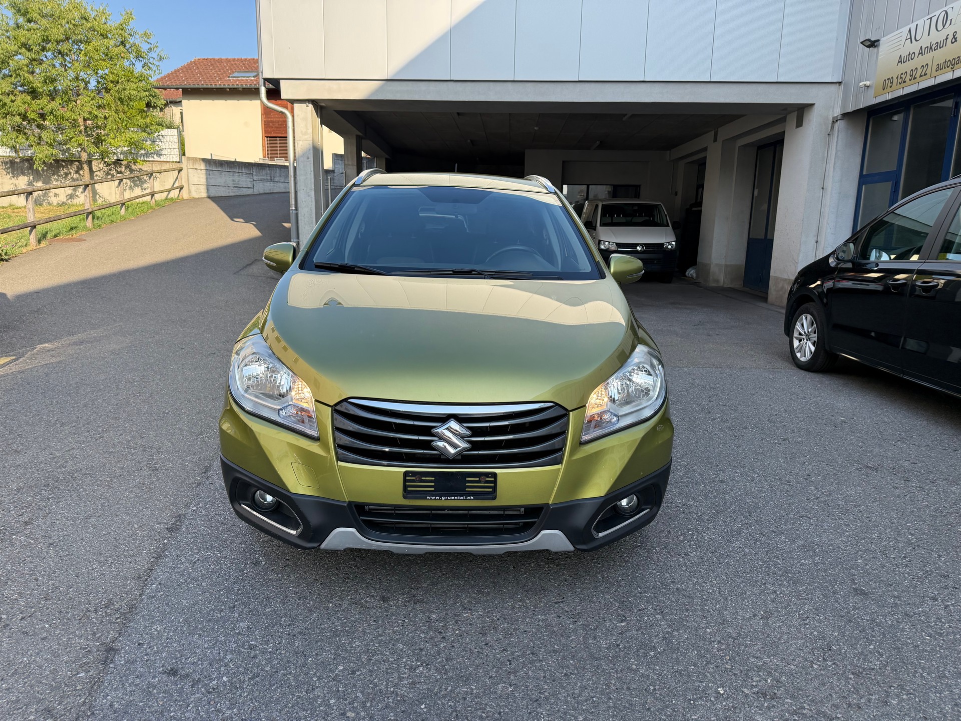 SUZUKI SX4 S-Cross 1.6 TD PizSulai 4WD TCSS-image-1