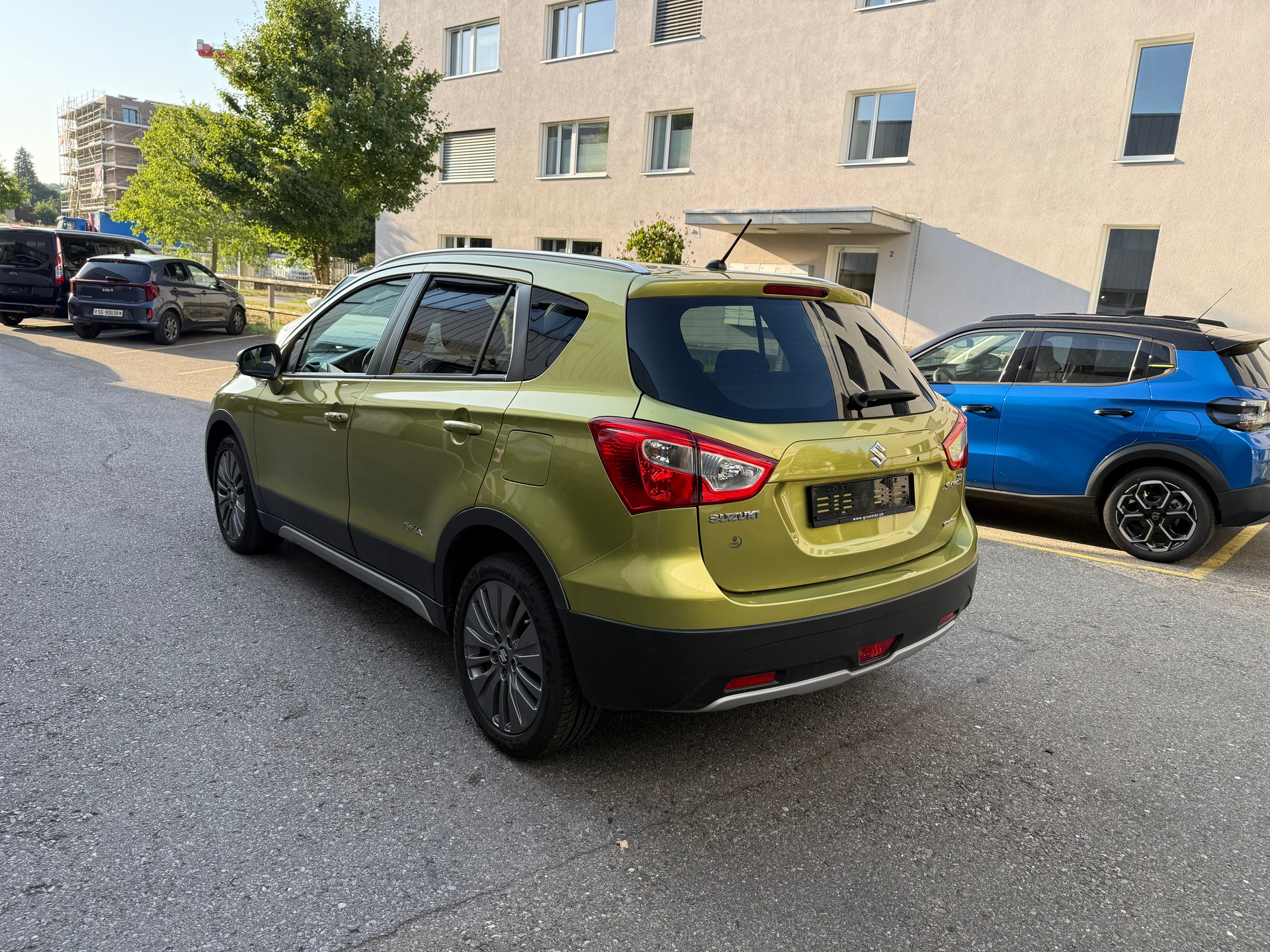 SUZUKI SX4 S-Cross 1.6 TD PizSulai 4WD TCSS-image-6