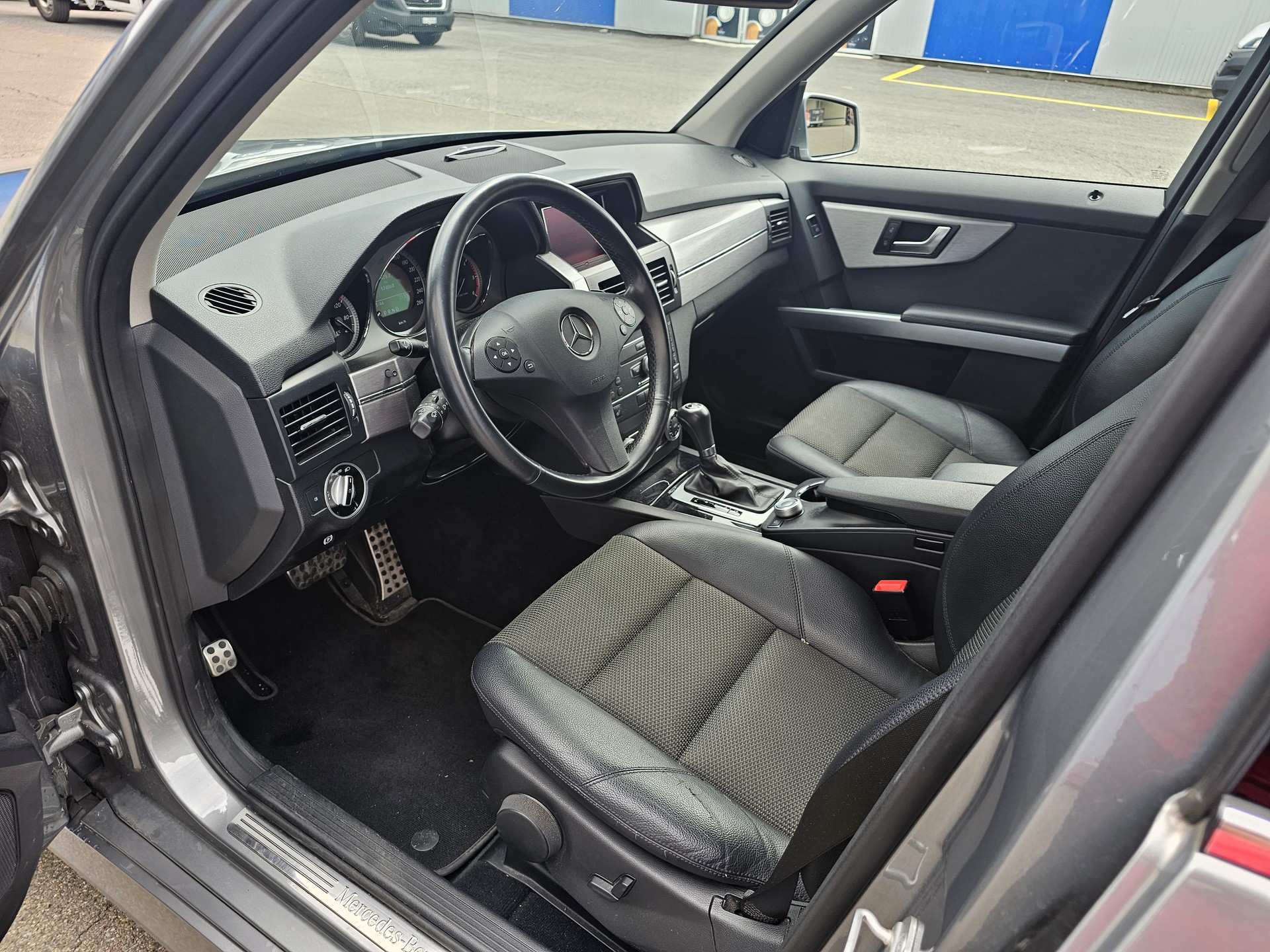 MERCEDES-BENZ GLK 250 CDI BlueEfficiency 4Matic 7G-Tronic-image-7