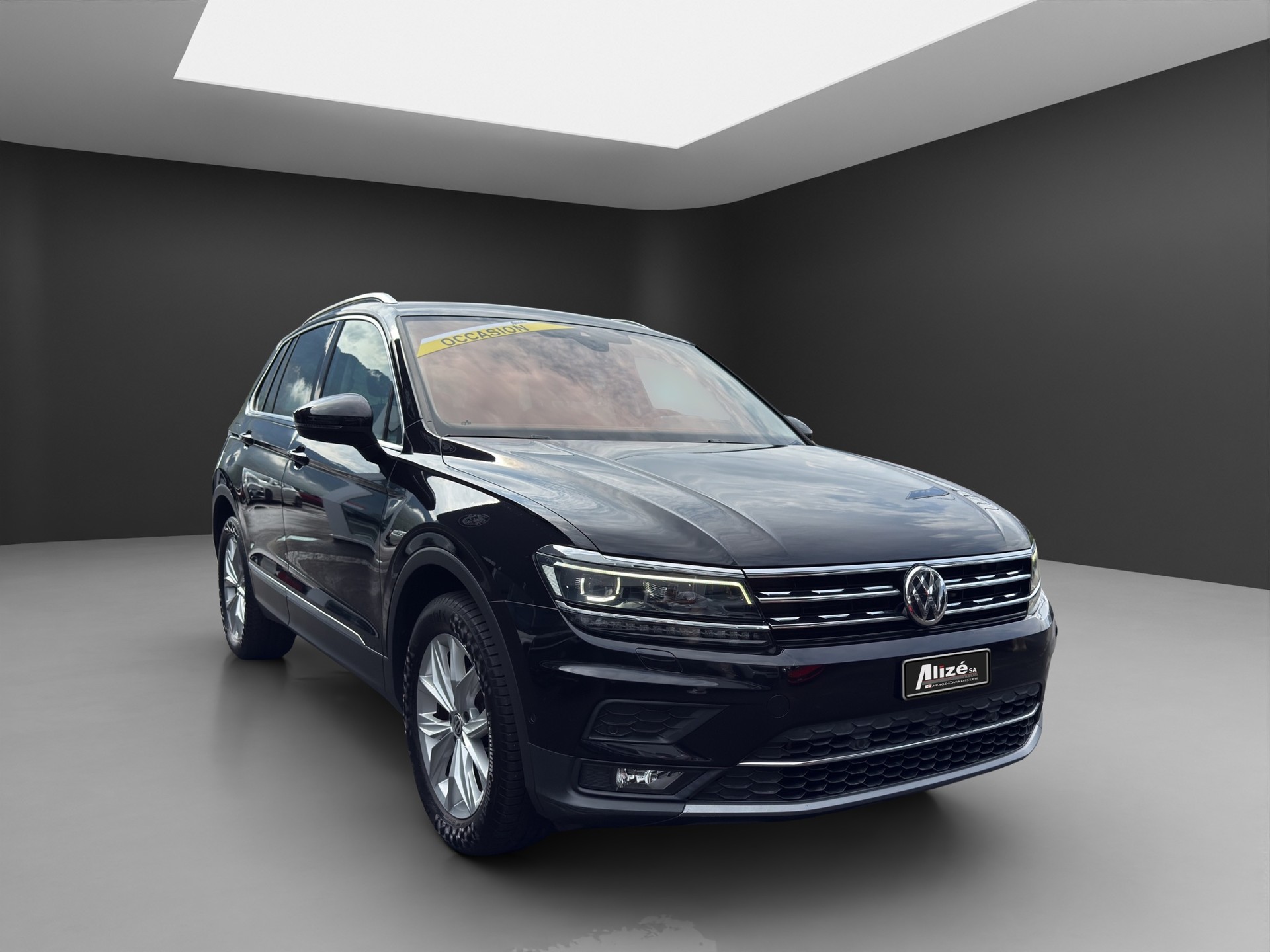 VW Tiguan 2.0 TDI SCR Highline 4Motion DSG-image-8