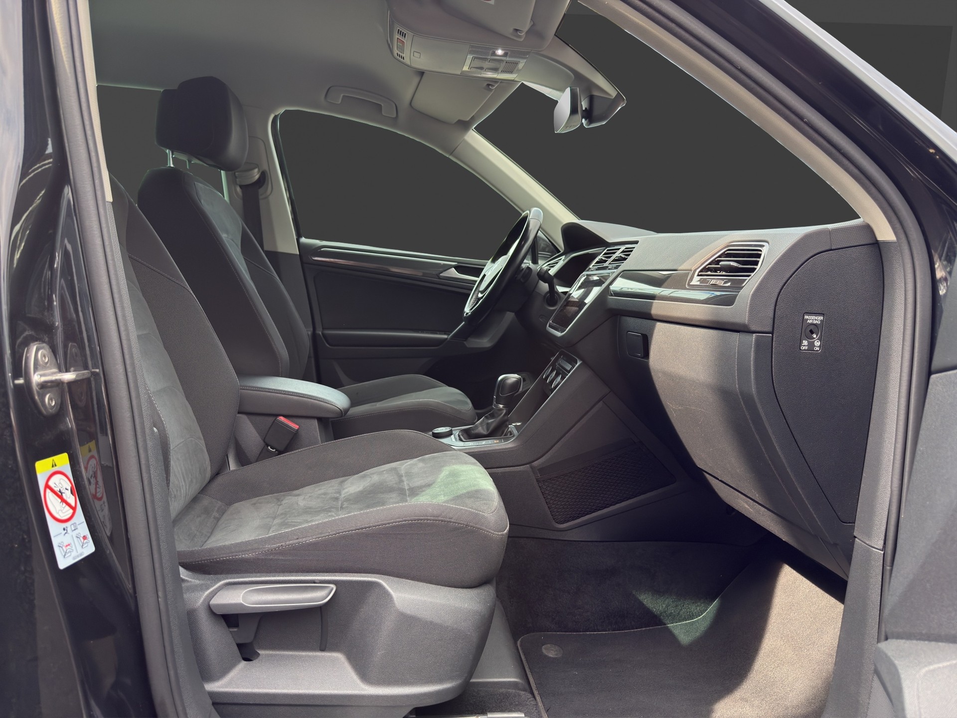 VW Tiguan 2.0 TDI SCR Highline 4Motion DSG-image-13