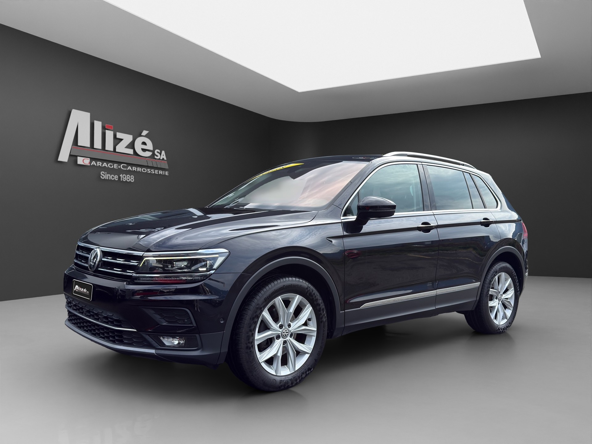 VW Tiguan 2.0 TDI SCR Highline 4Motion DSG-image-2