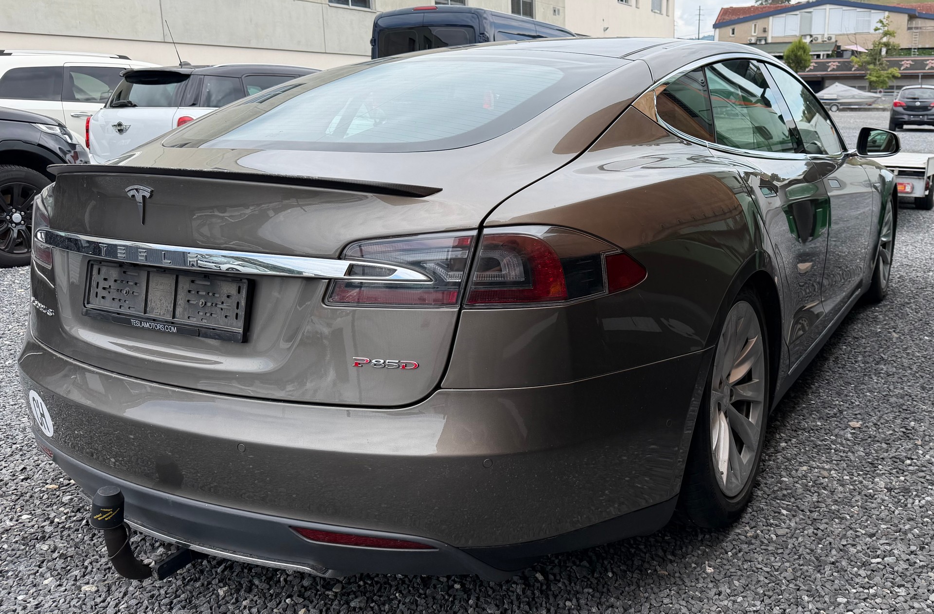 TESLA Model S 85 D Performance-image-5