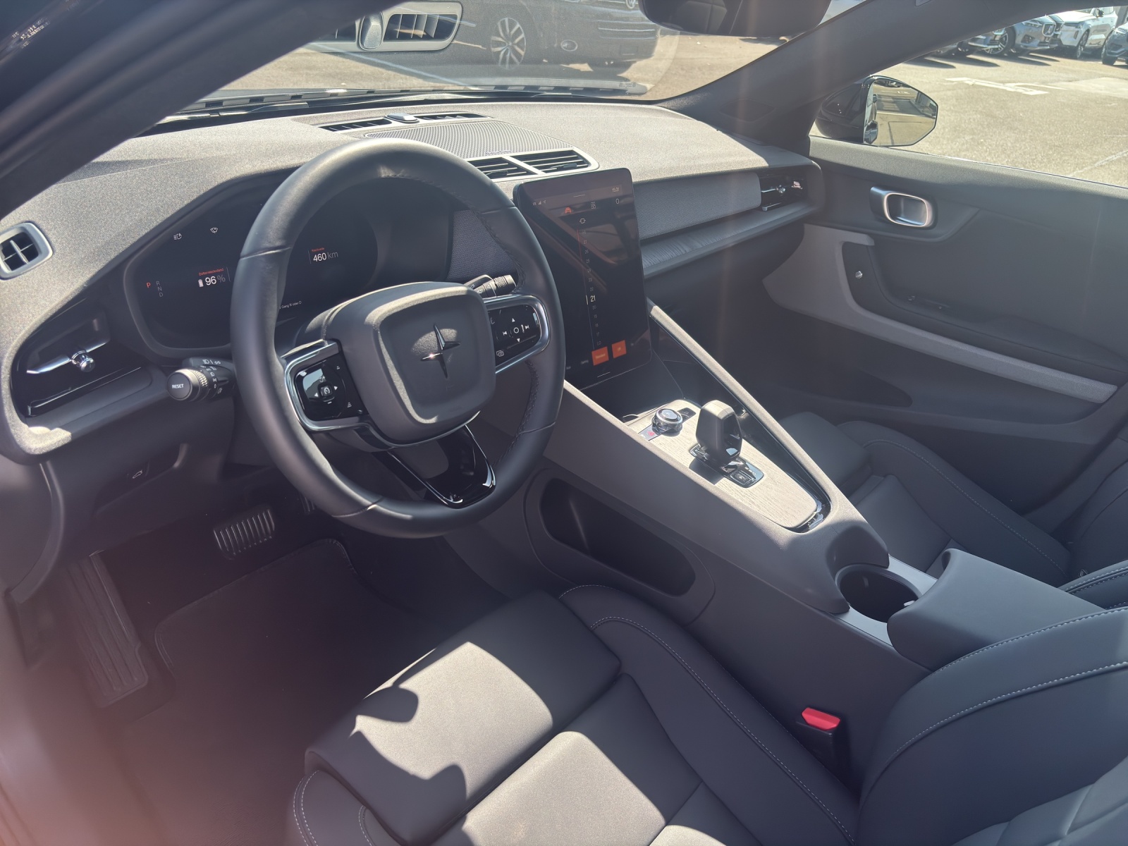 POLESTAR 2 Long Range Dual Motor-image-8