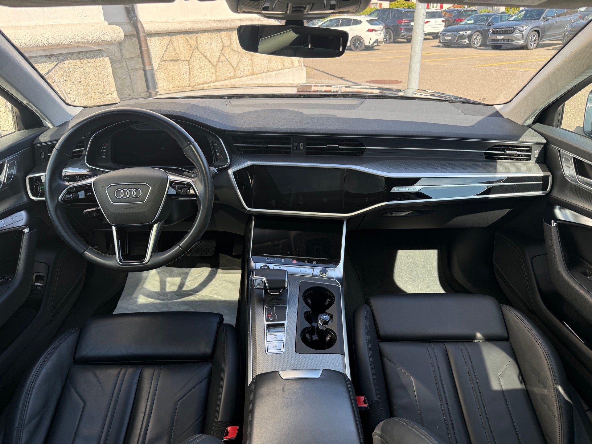AUDI A6 Avant 3.0 55 TFSI Sport quattro S-Tronic-image-14
