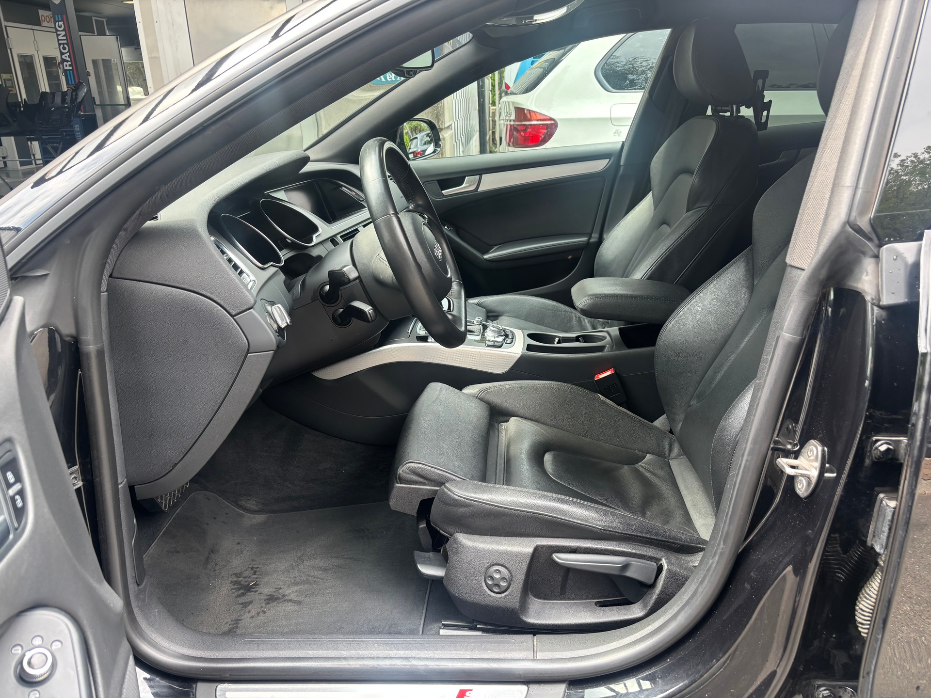 AUDI A5 Sportback 3.0 TDI quattro S-tronic-image-8