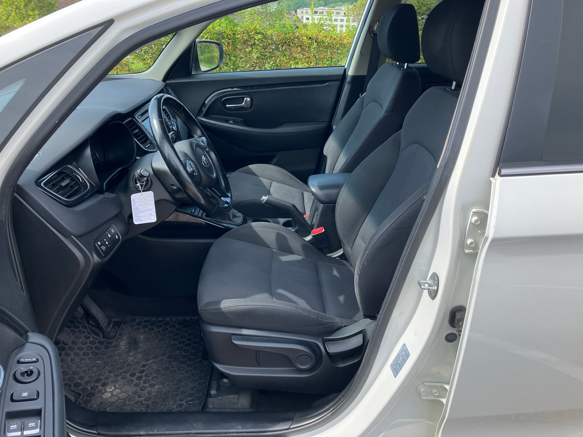 KIA 1.7 CRDi Trend-image-4