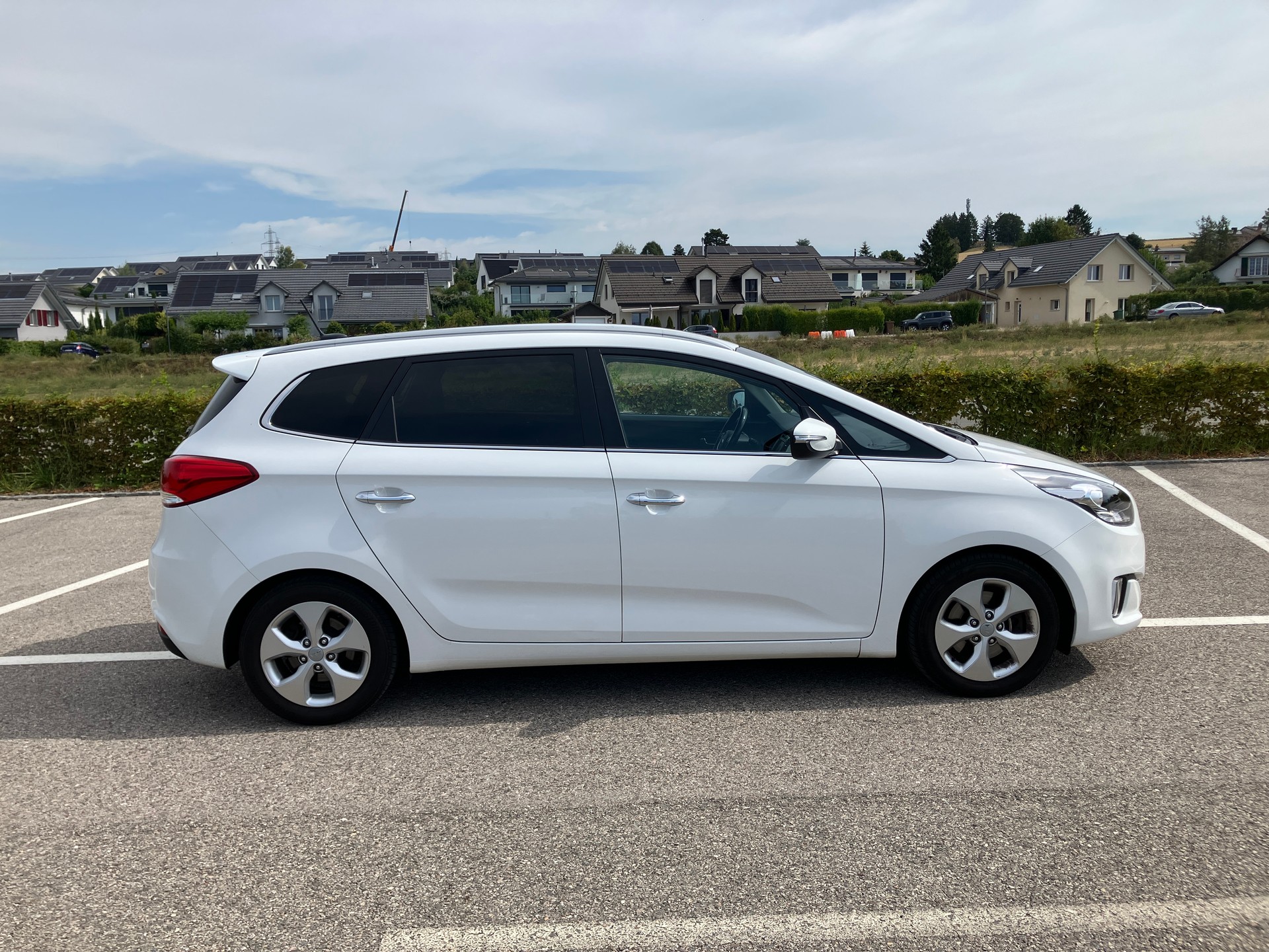 KIA 1.7 CRDi Trend-image-1