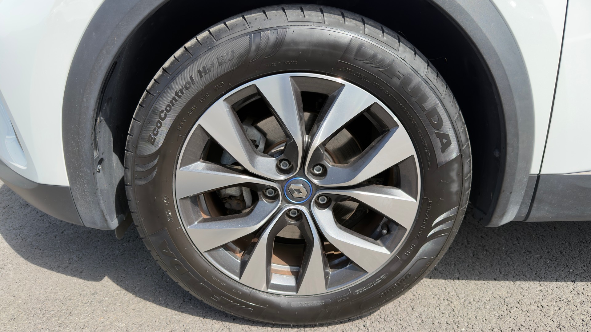 RENAULT Captur 1.6 E-Tech Plug-in Edition One-image-3