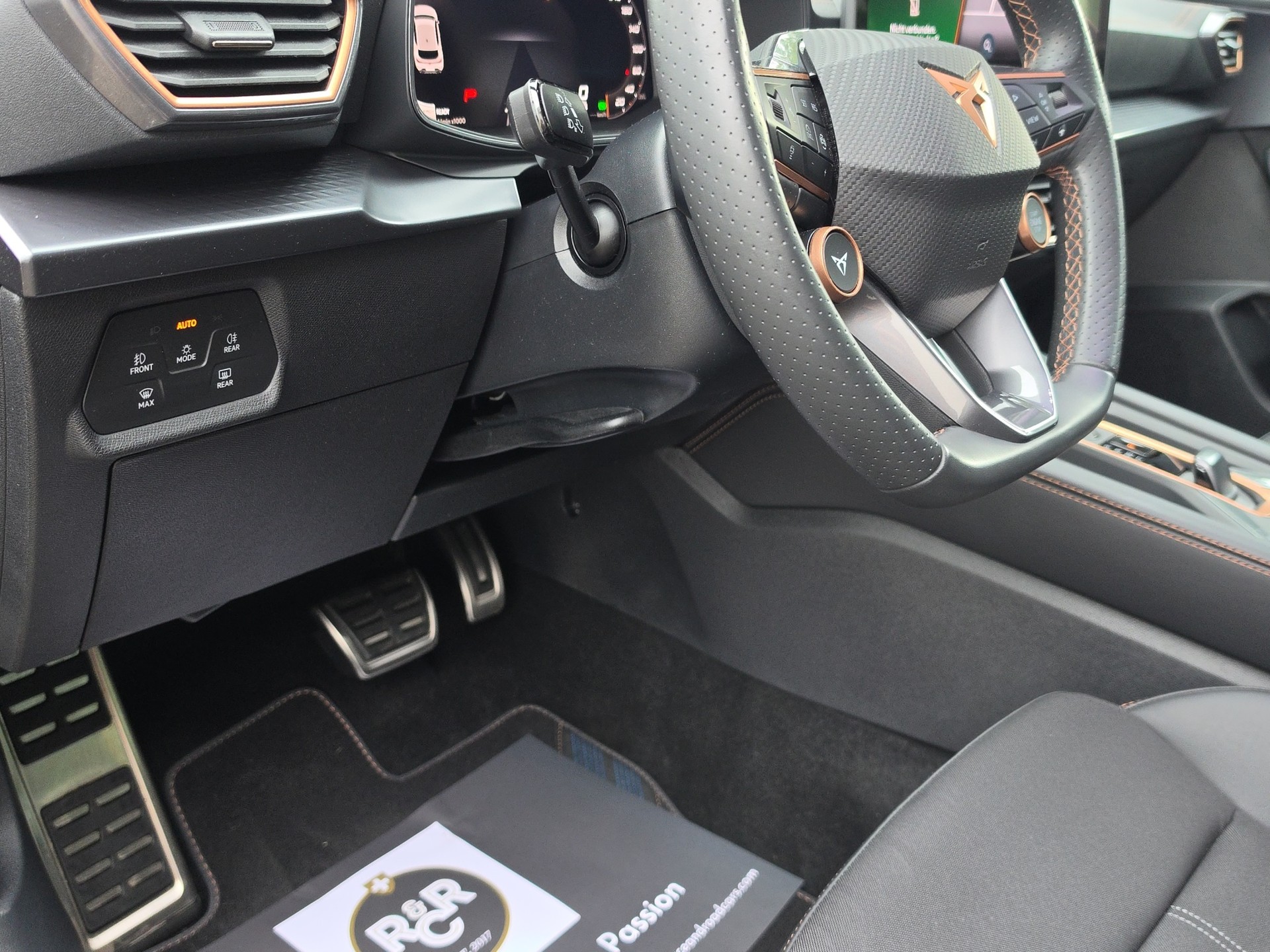CUPRA Leon 1.5 eTSI DSG-image-29