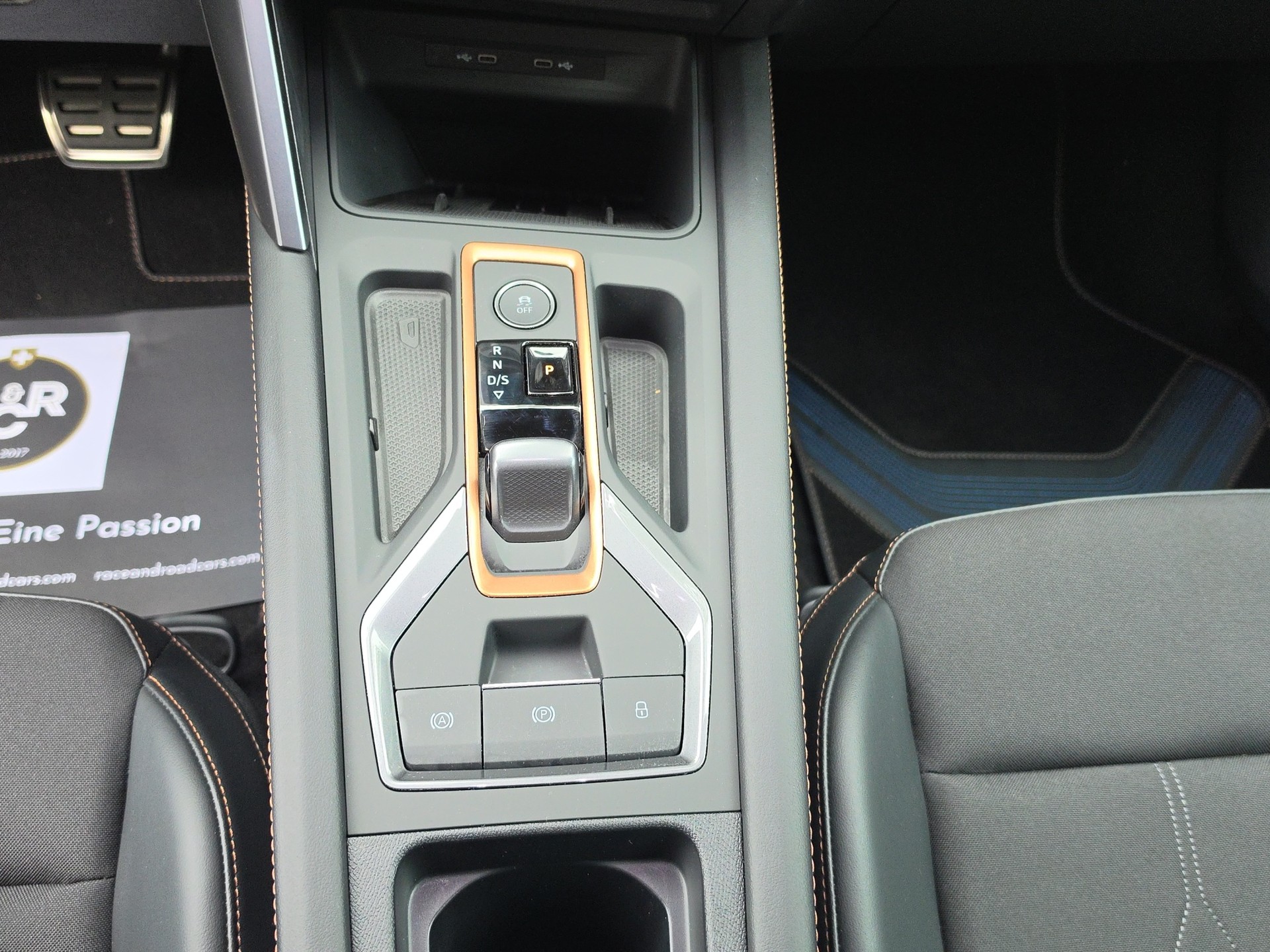 CUPRA Leon 1.5 eTSI DSG-image-28