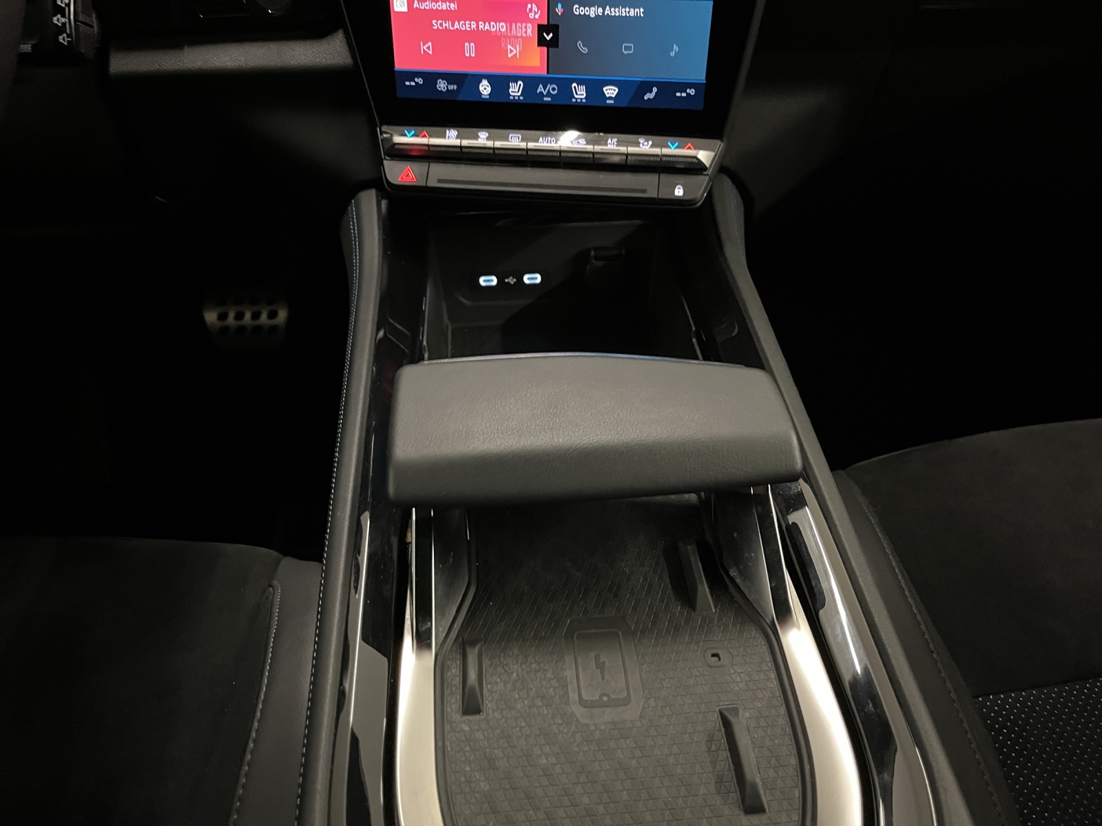 RENAULT Rafale 1.2 E-Tech esprit Alpine-image-11