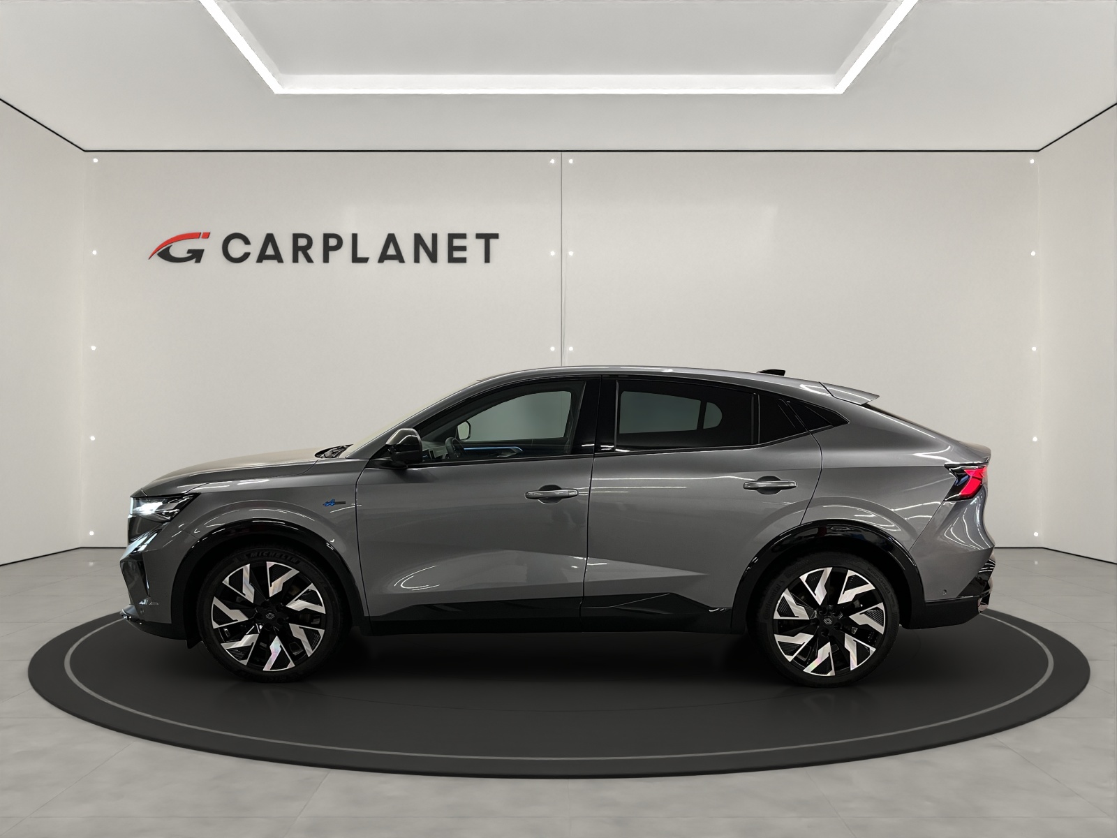 RENAULT Rafale 1.2 E-Tech esprit Alpine-showroom-element-2