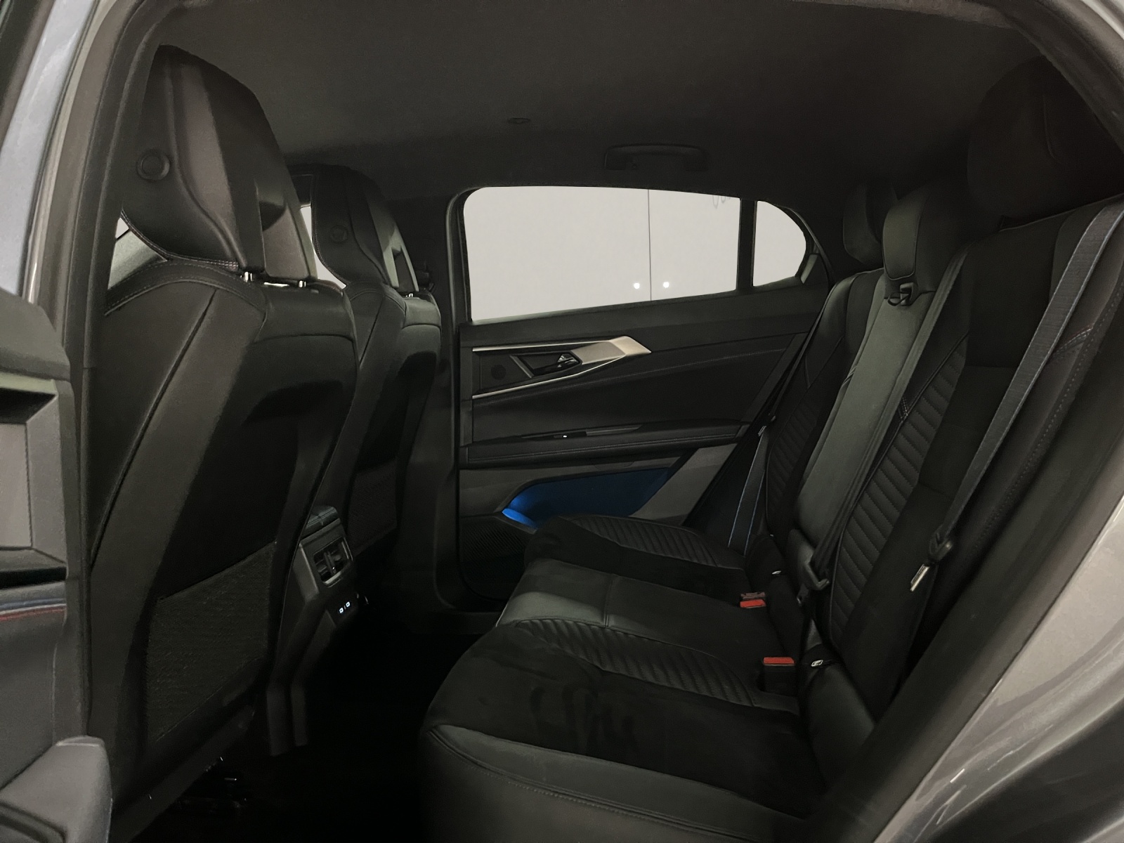 RENAULT Rafale 1.2 E-Tech esprit Alpine-image-13
