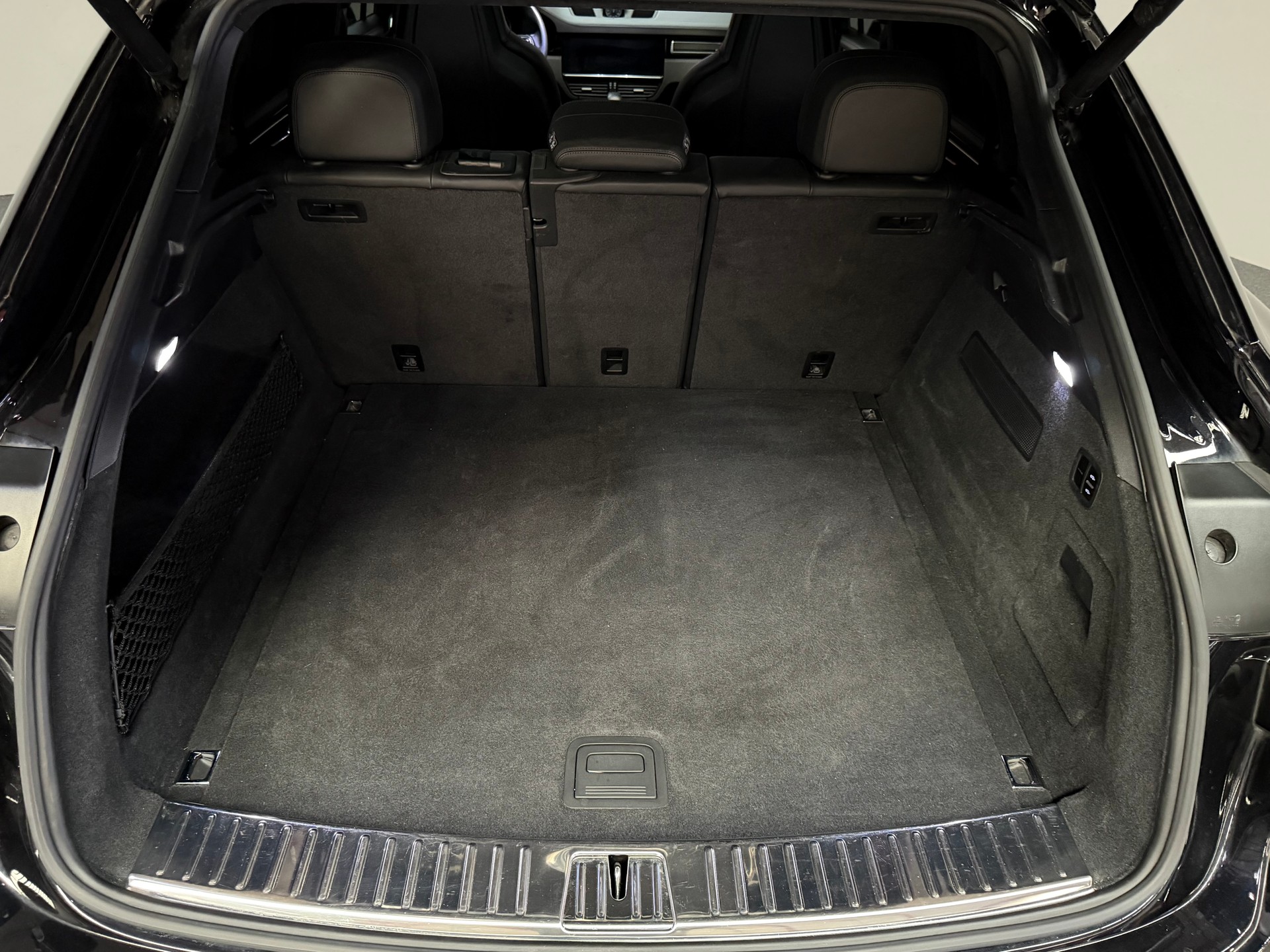 PORSCHE Cayenne Turbo Coupé inkl. Approved-image-12