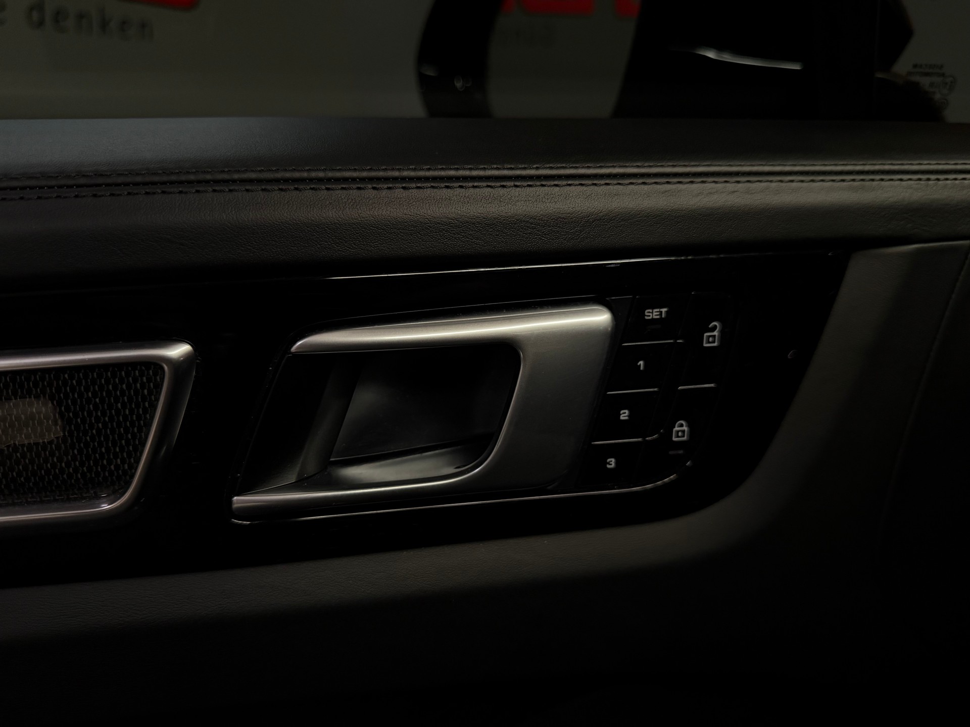 PORSCHE Cayenne Turbo Coupé inkl. Approved-image-22