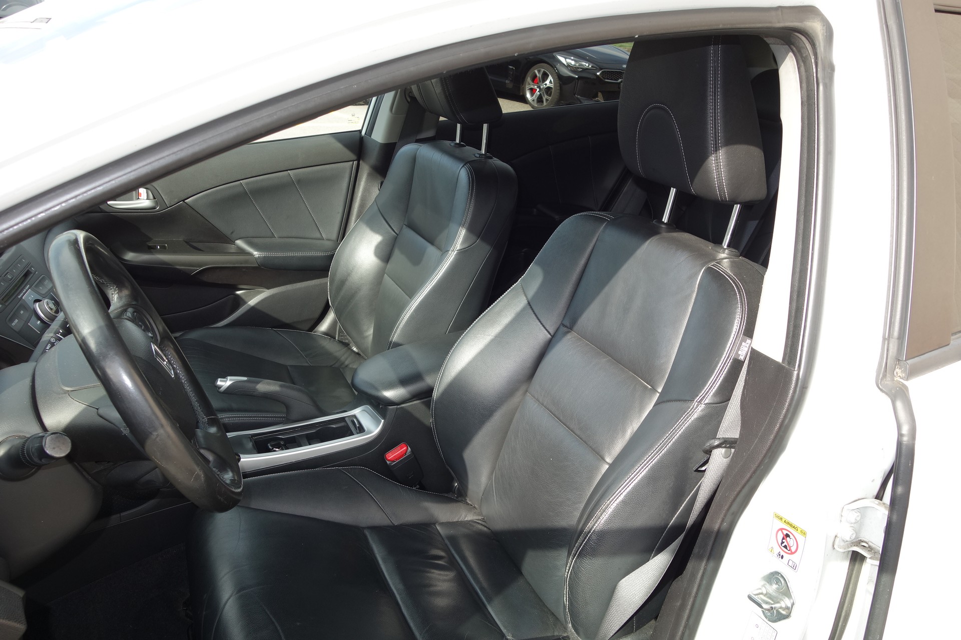 HONDA Civic 1.8i Executive-image-5