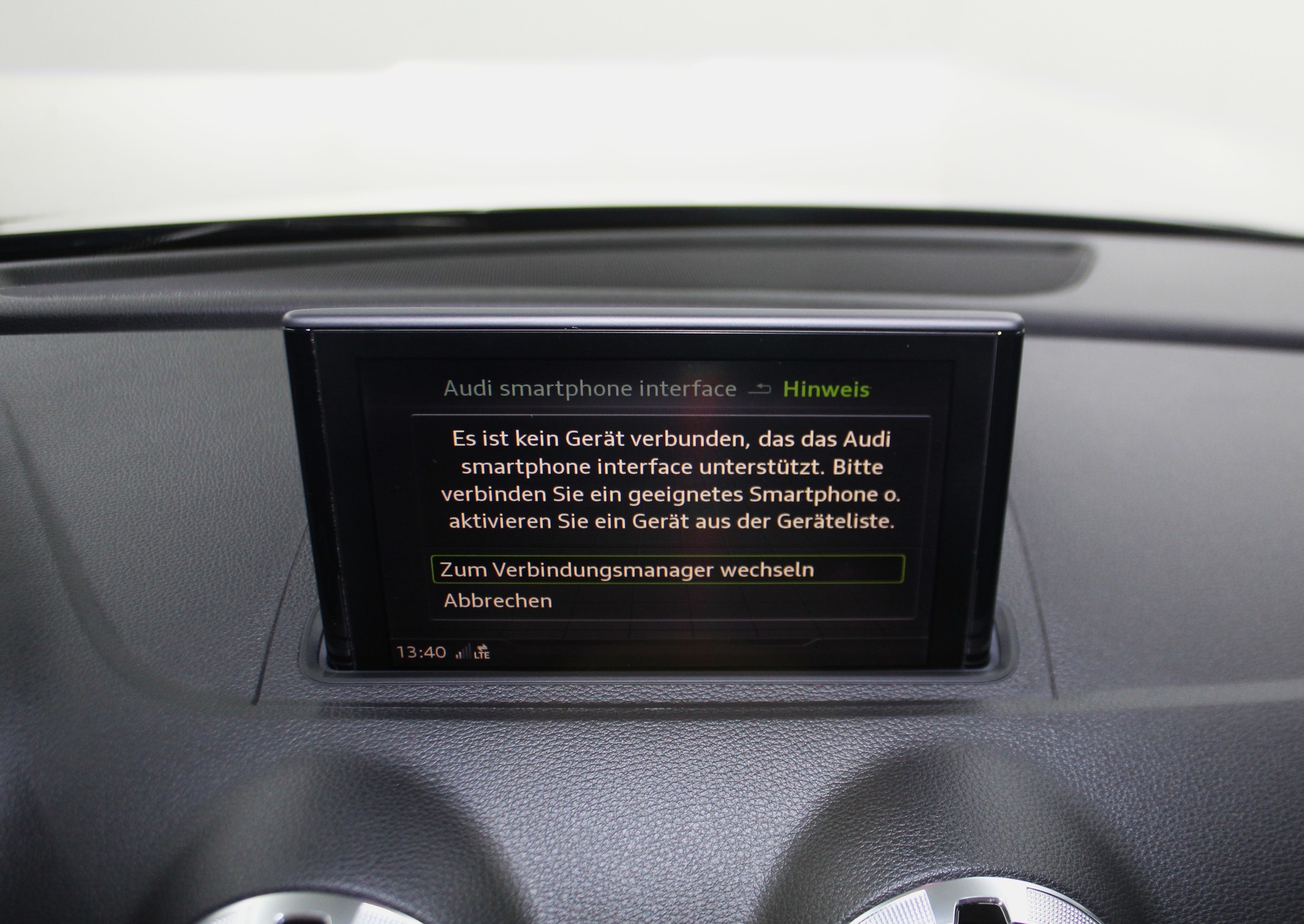 AUDI S3 Sportback 2.0 TFSI quattro S-tronic Optikpaket schwarz / CH-Fahrzeug-image-22