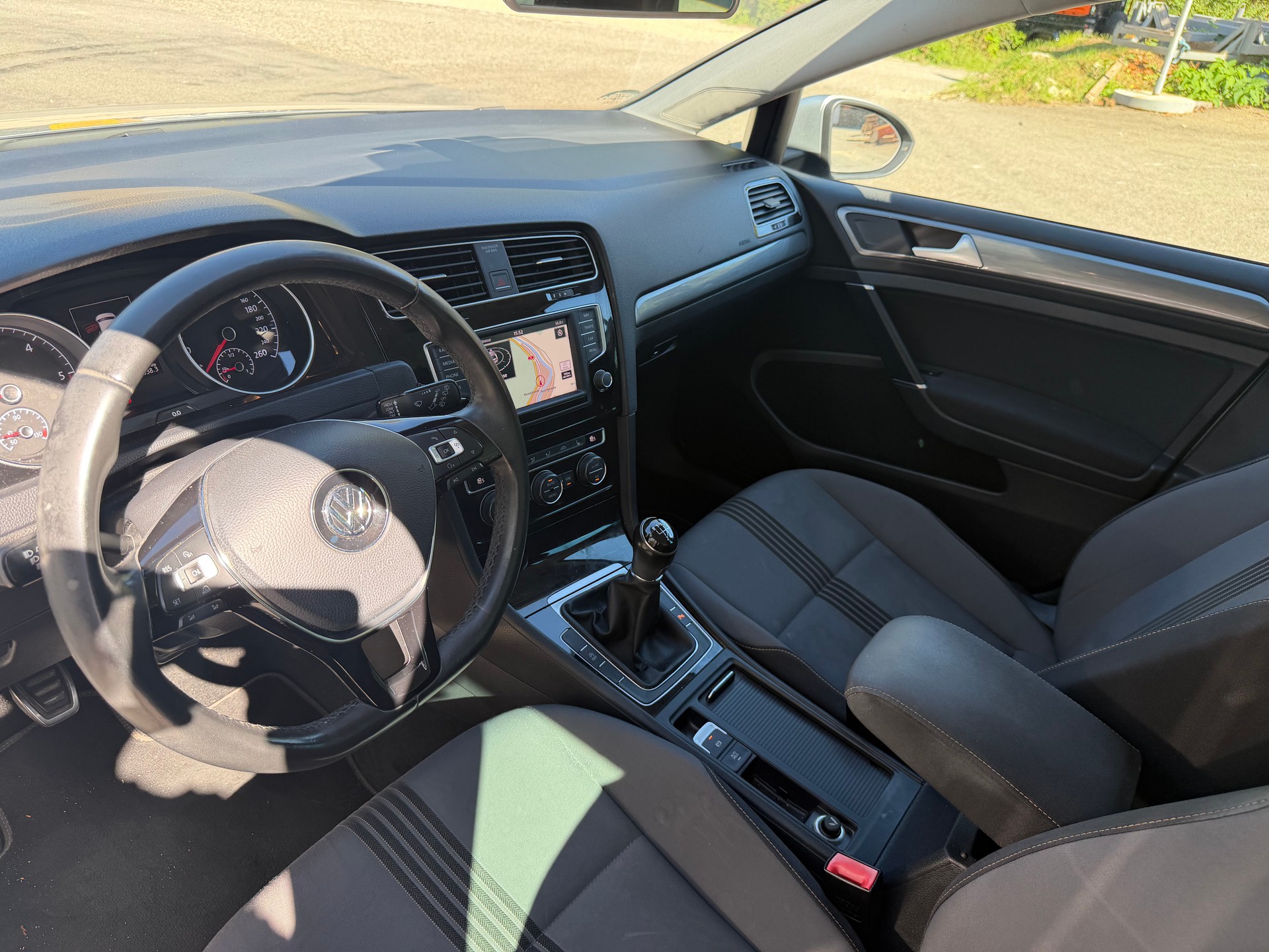 VW Golf 1.6 TDI Comfortline-image-10