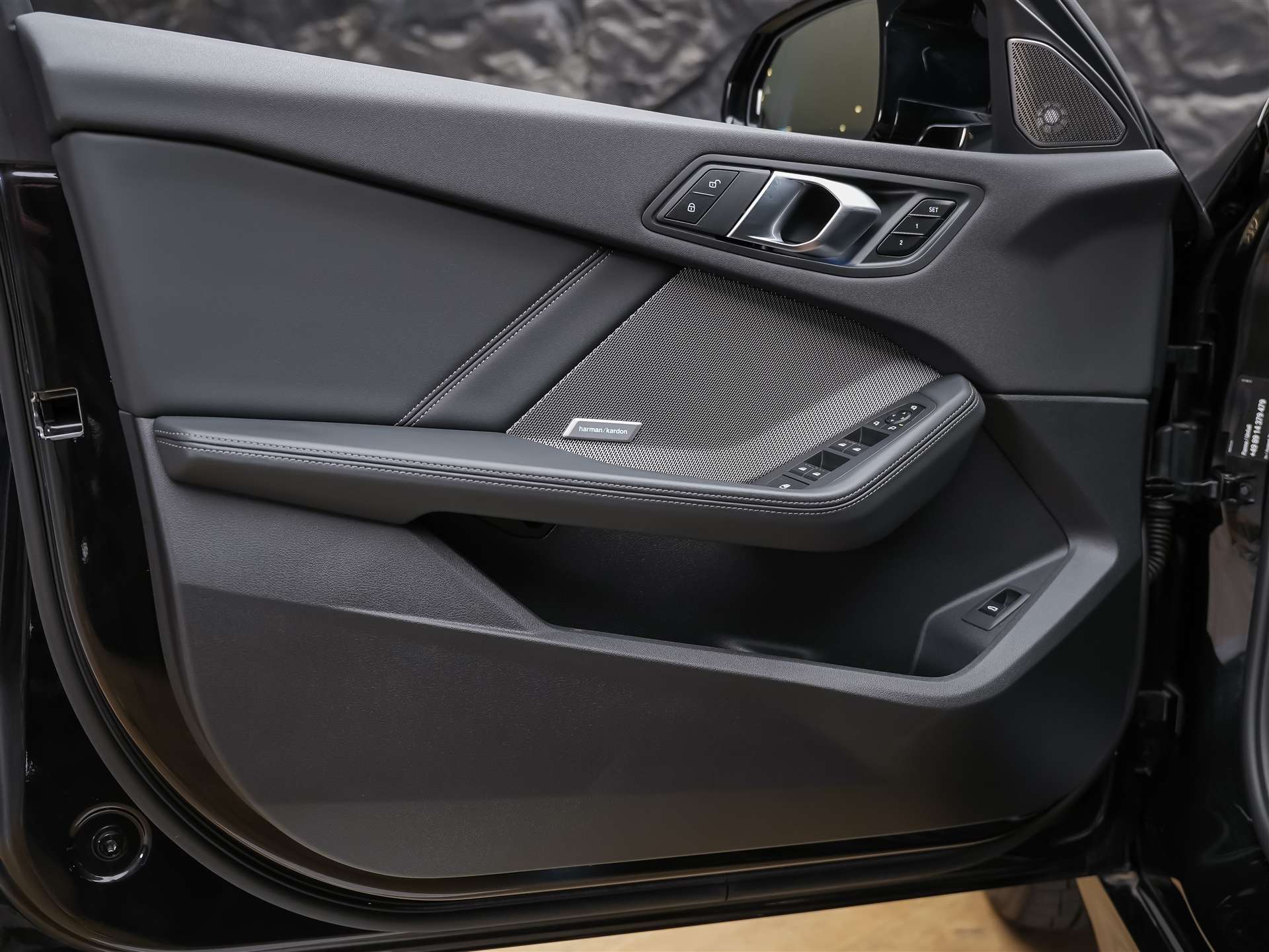 BMW M135i xDrive *Werksgarantie*Harman/Kardon*360° Kamera*-image-21