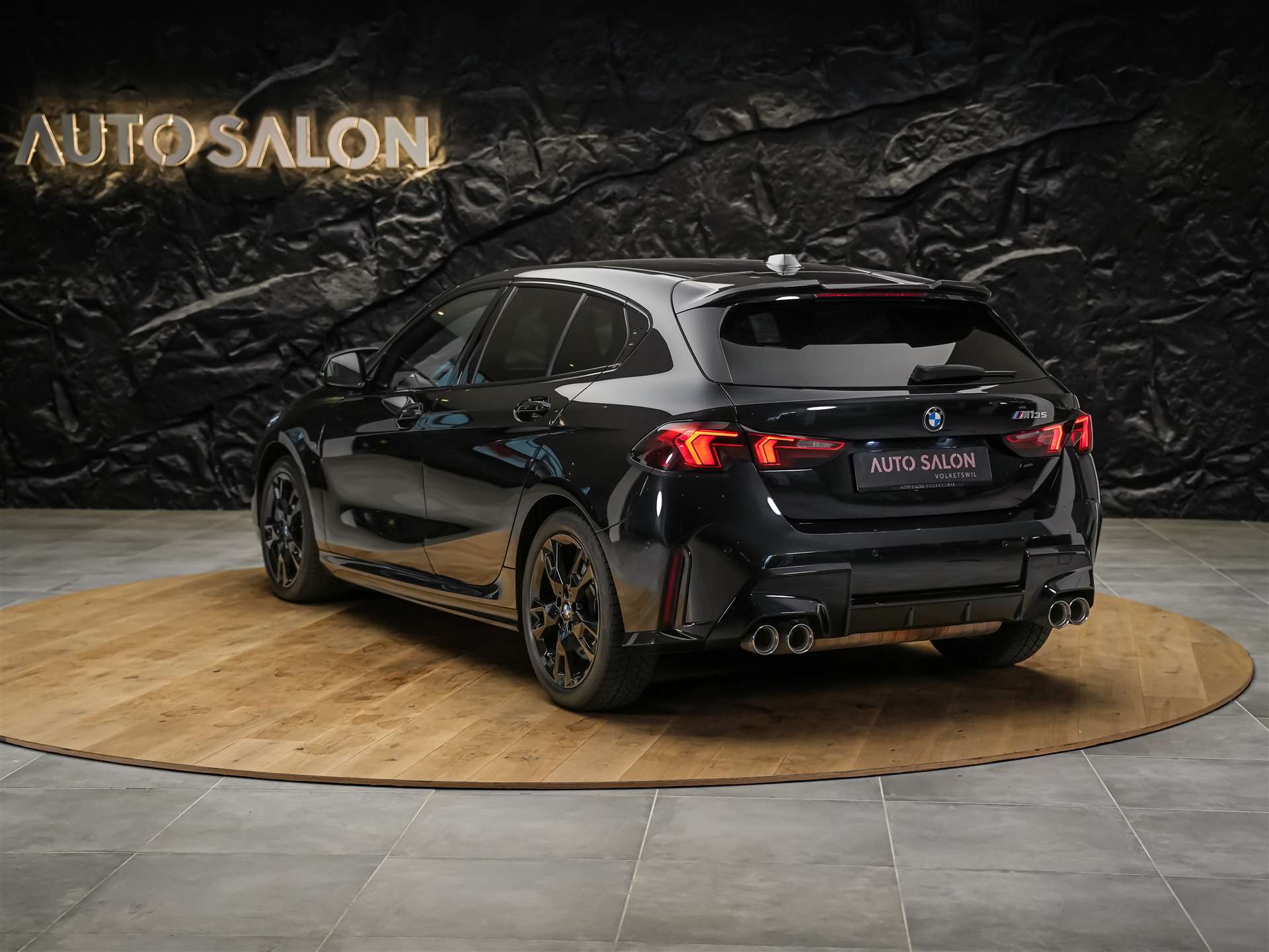 BMW M135i xDrive *Werksgarantie*Harman/Kardon*360° Kamera*-image-2