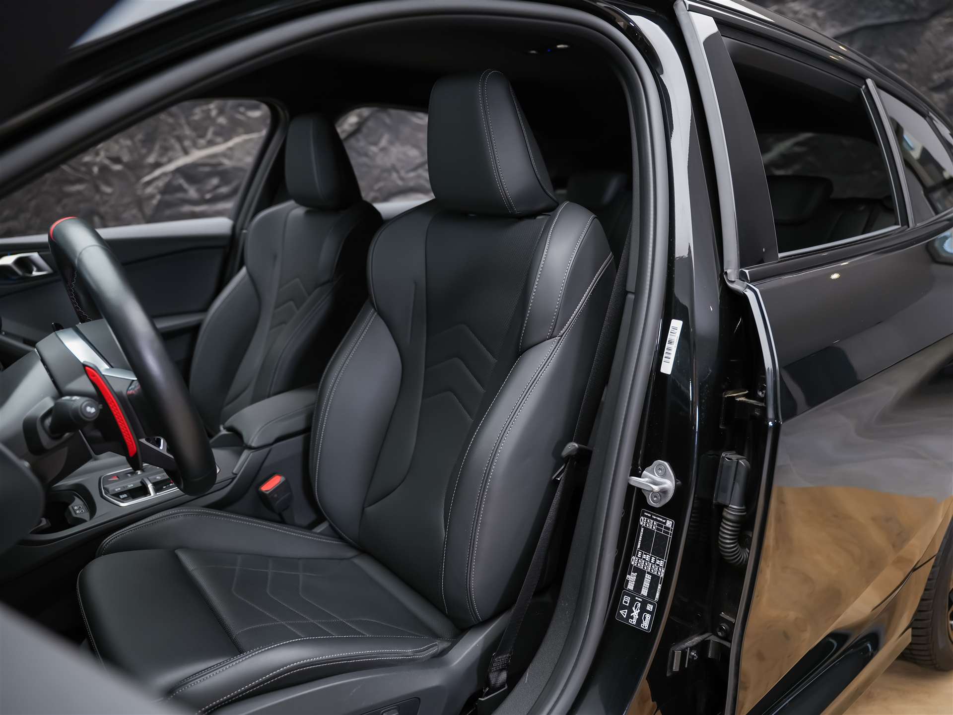 BMW M135i xDrive *Werksgarantie*Harman/Kardon*360° Kamera*-image-8