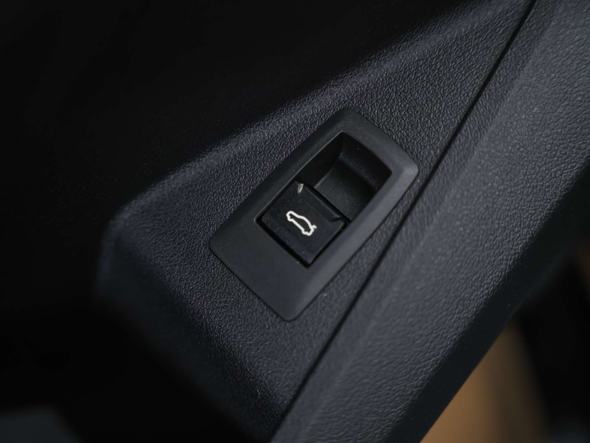 BMW M135i xDrive *Werksgarantie*Harman/Kardon*360° Kamera*-image-23