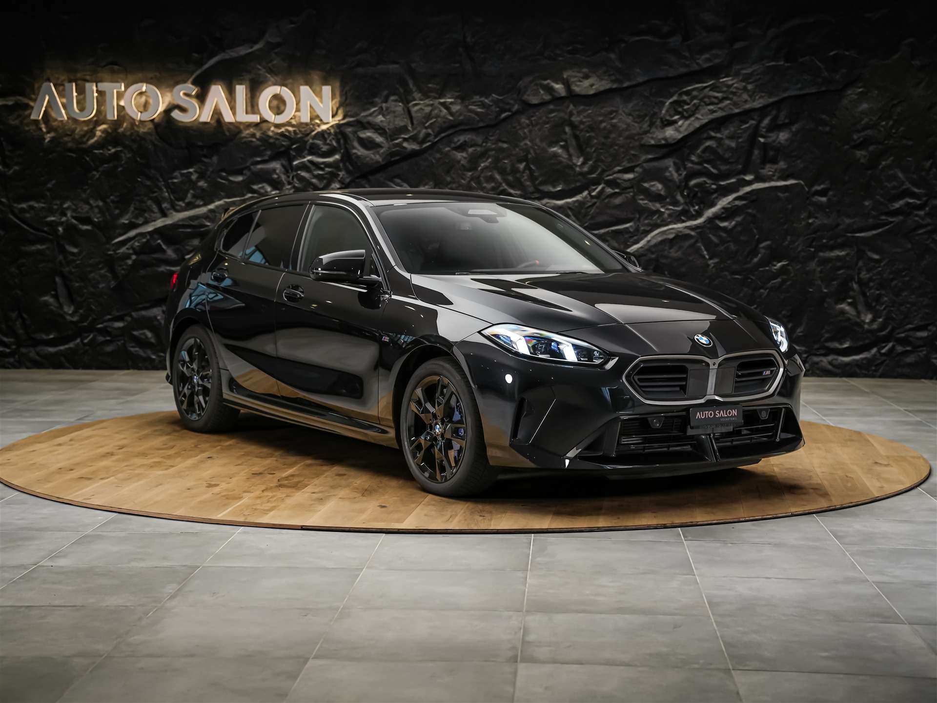 BMW M135i xDrive *Werksgarantie*Harman/Kardon*360° Kamera*-image-5