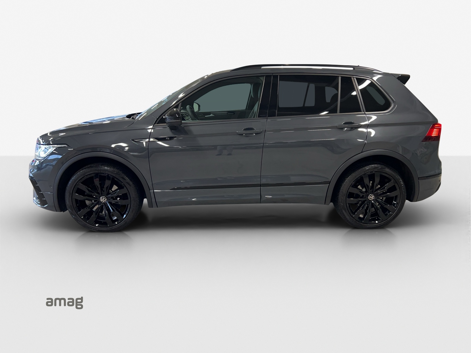 VW Tiguan 2.0 TDI SCR R-Line 4Motion DSG-image-1