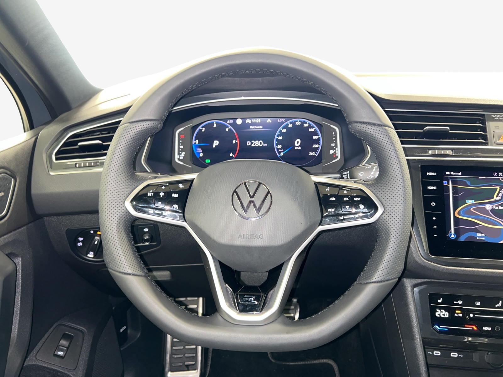 VW Tiguan 2.0 TDI SCR R-Line 4Motion DSG-image-9