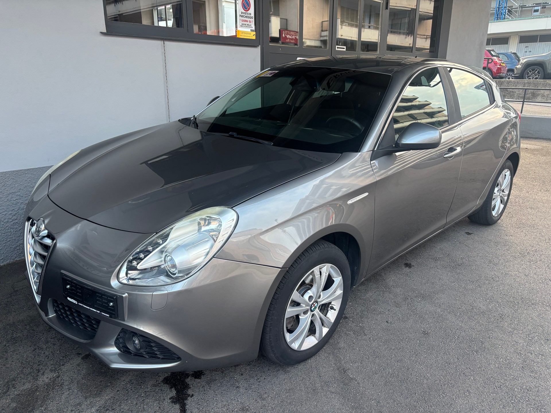 ALFA ROMEO Giulietta 1.4 MultiAir Distinctive TCT-image-0