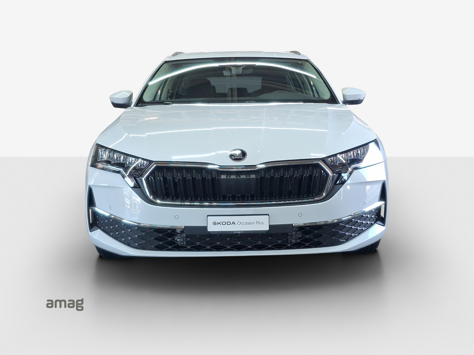 SKODA Octavia Combi 1.5 TSI mHEV DSG Dynamic-image-6
