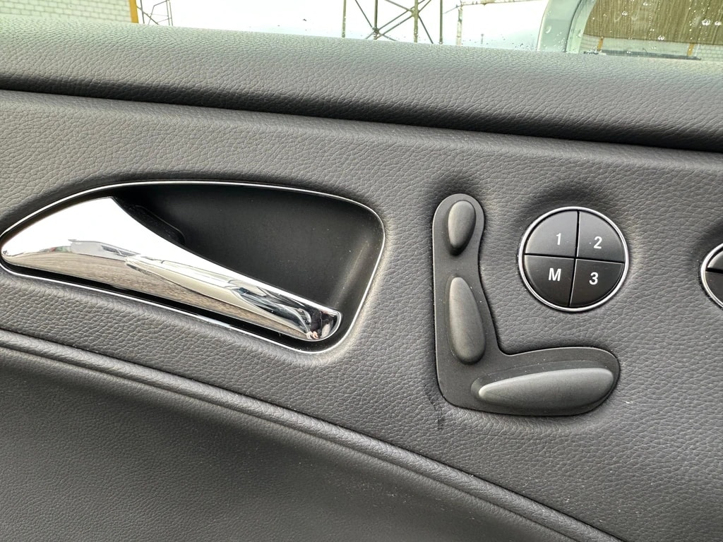 MERCEDES-BENZ CLS 350 CDI (320 CDI) 7G-Tronic-image-8