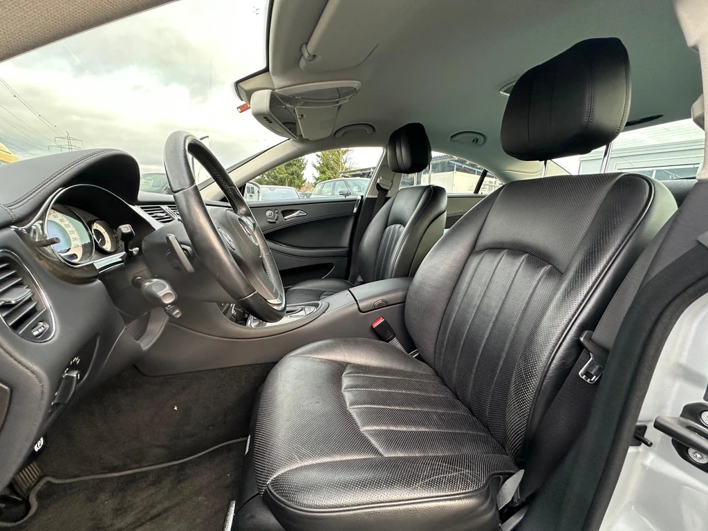 MERCEDES-BENZ CLS 350 CDI (320 CDI) 7G-Tronic-image-7