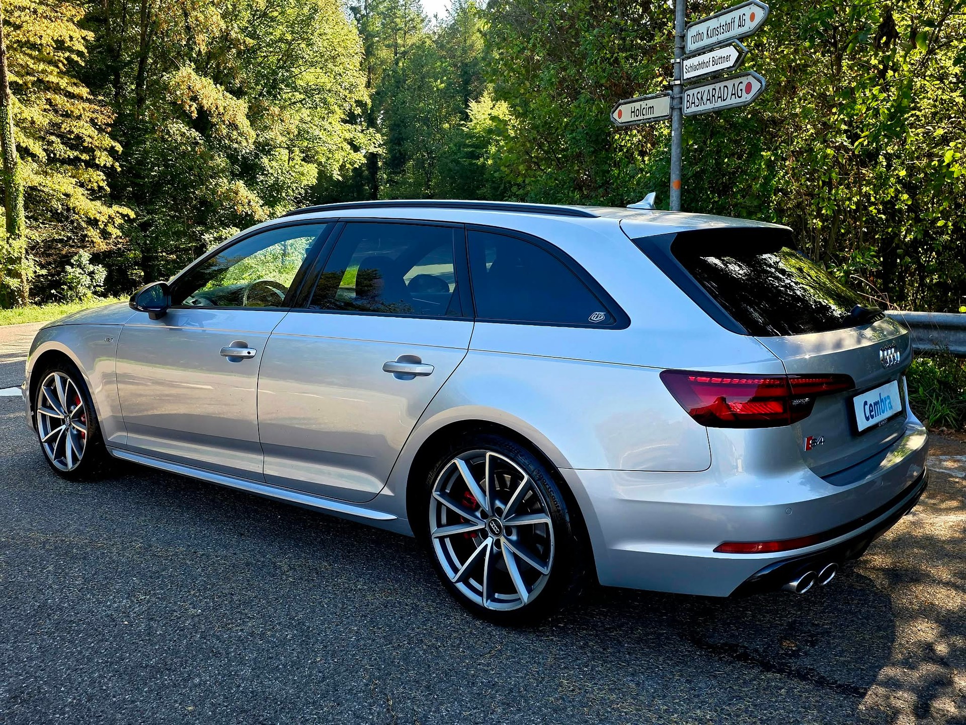 AUDI S4 Avant 3.0 TFSI quattro tiptronic-image-2