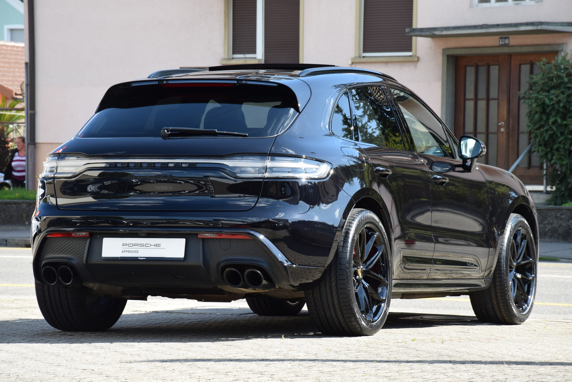 PORSCHE Macan GTS PDK-image-10